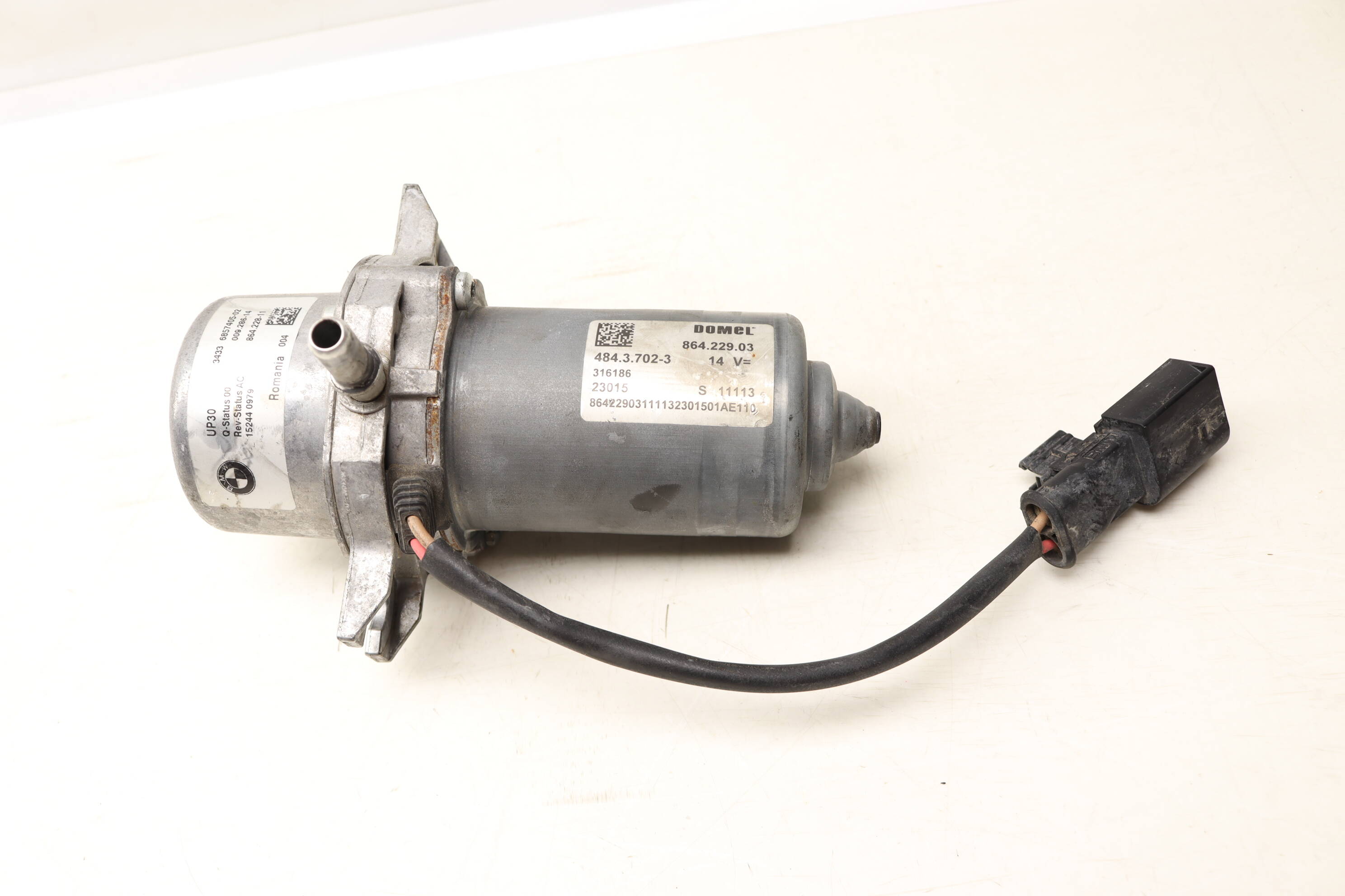 BMW Brake Vacuum Pump (i3, i3s) 34336857405