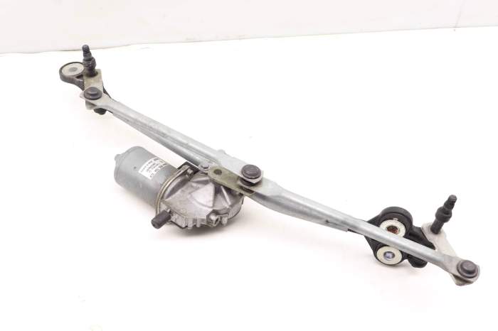 Windshield Wiper Transmission W/ Motor 61617200510 main product photo