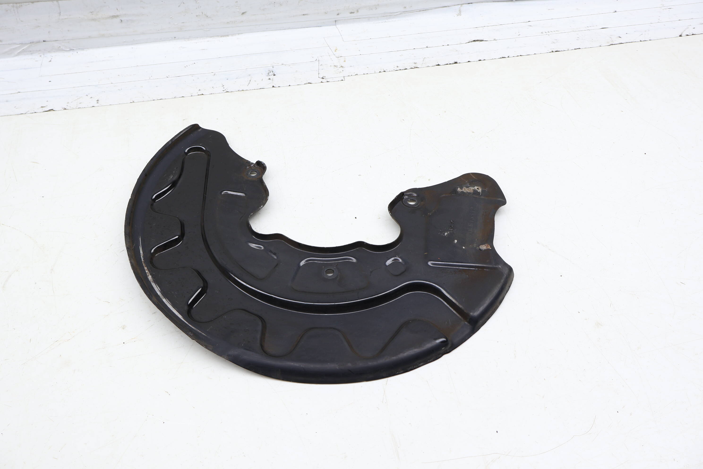Brake Dust / Splash Shield 3QF615312