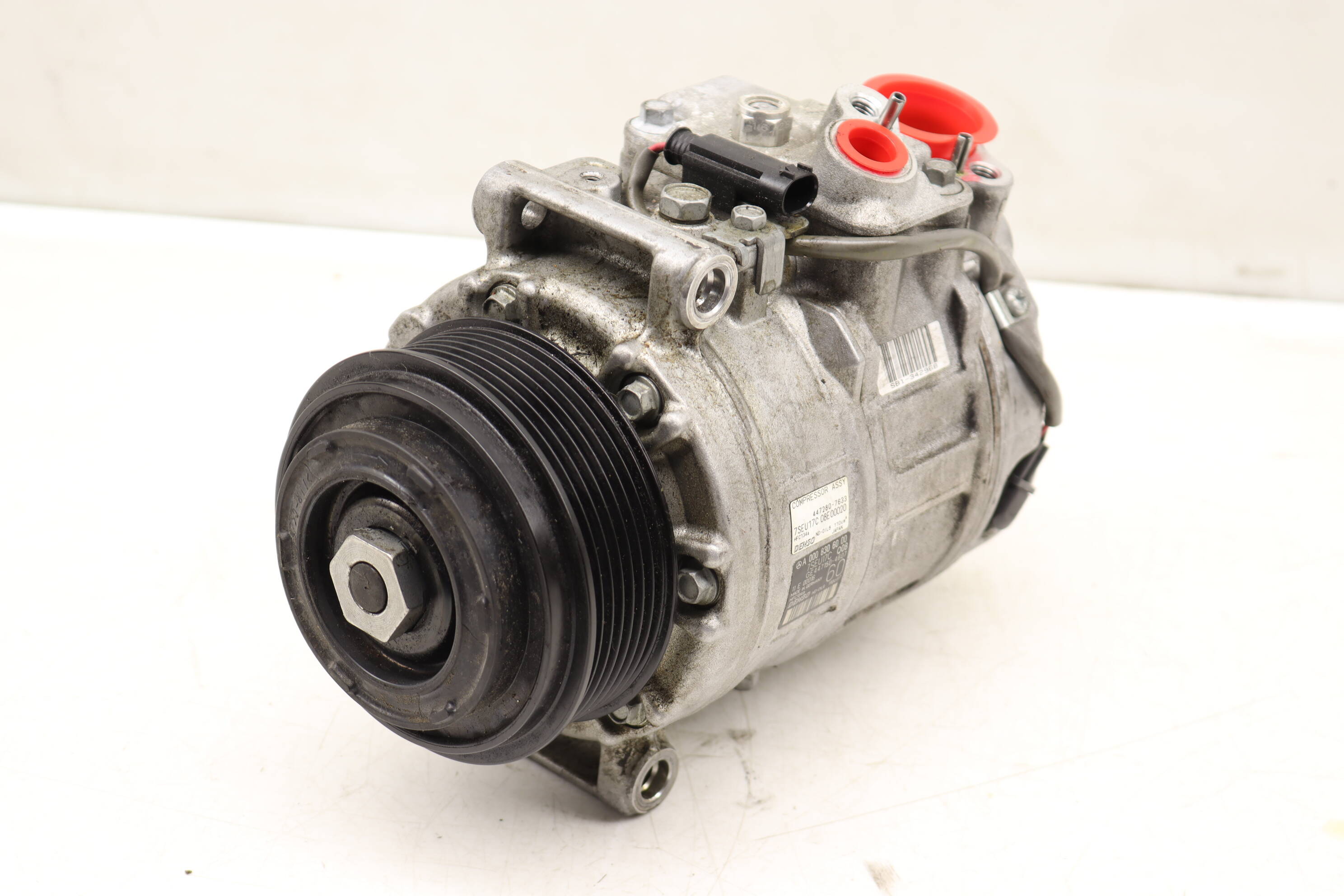 Ac Compressor 0008306000