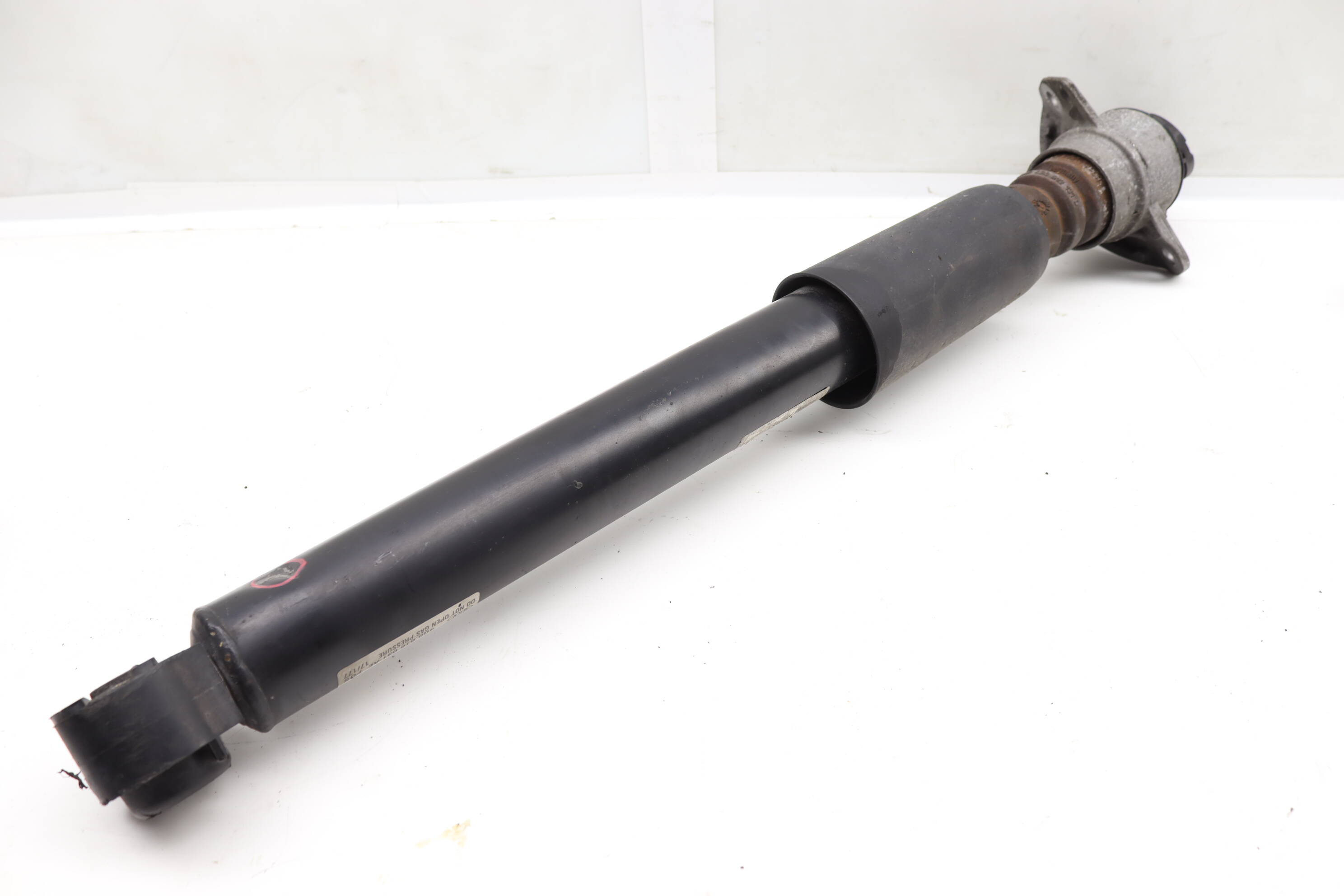 Strut / Shock Absorber 4G0616031AE