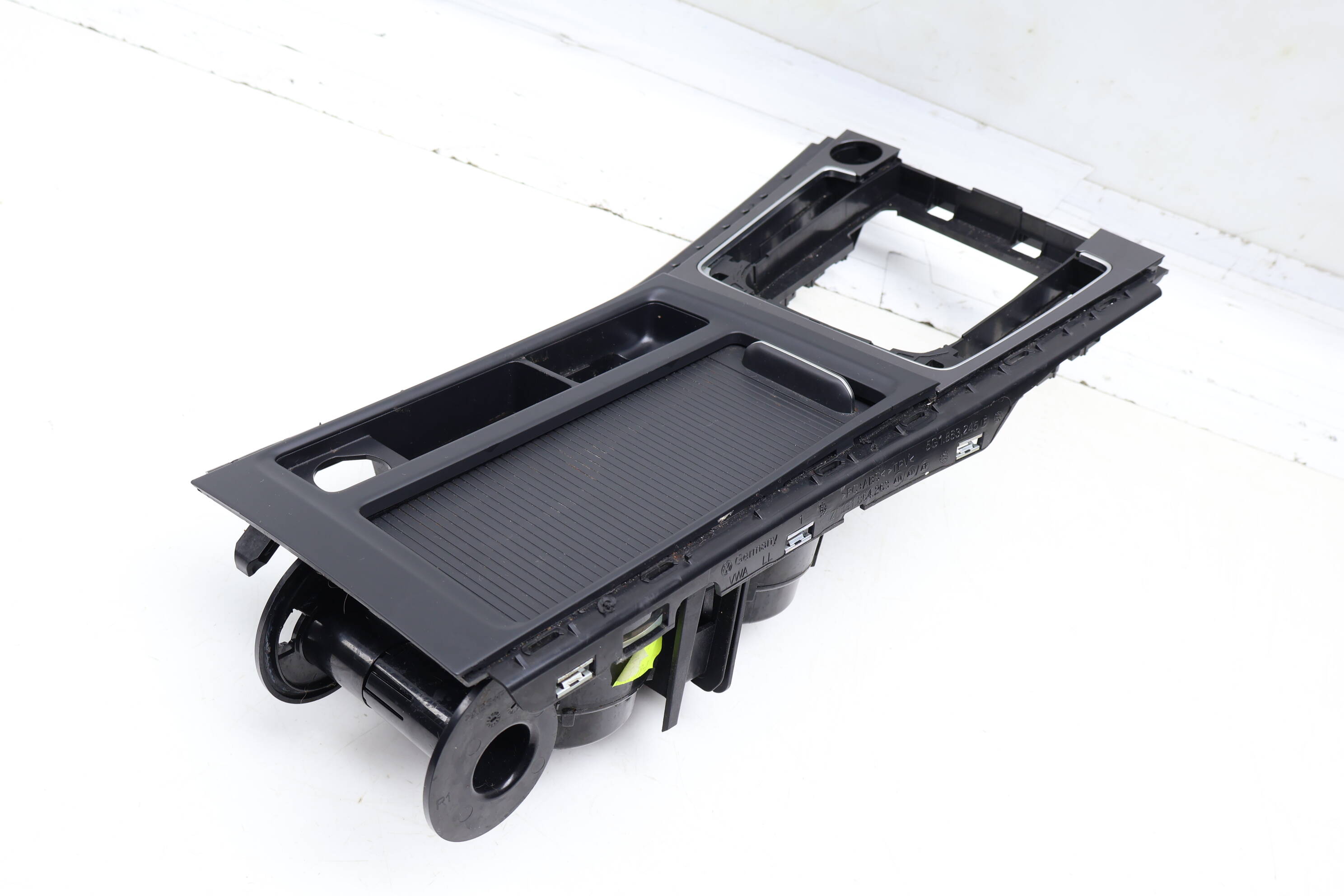 Center Console Cup Holder / Trim Panel 5G1864263AN