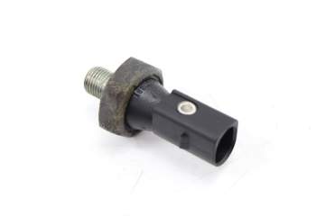 Engine Oil Pressure Sensor / Switch 06A919081A