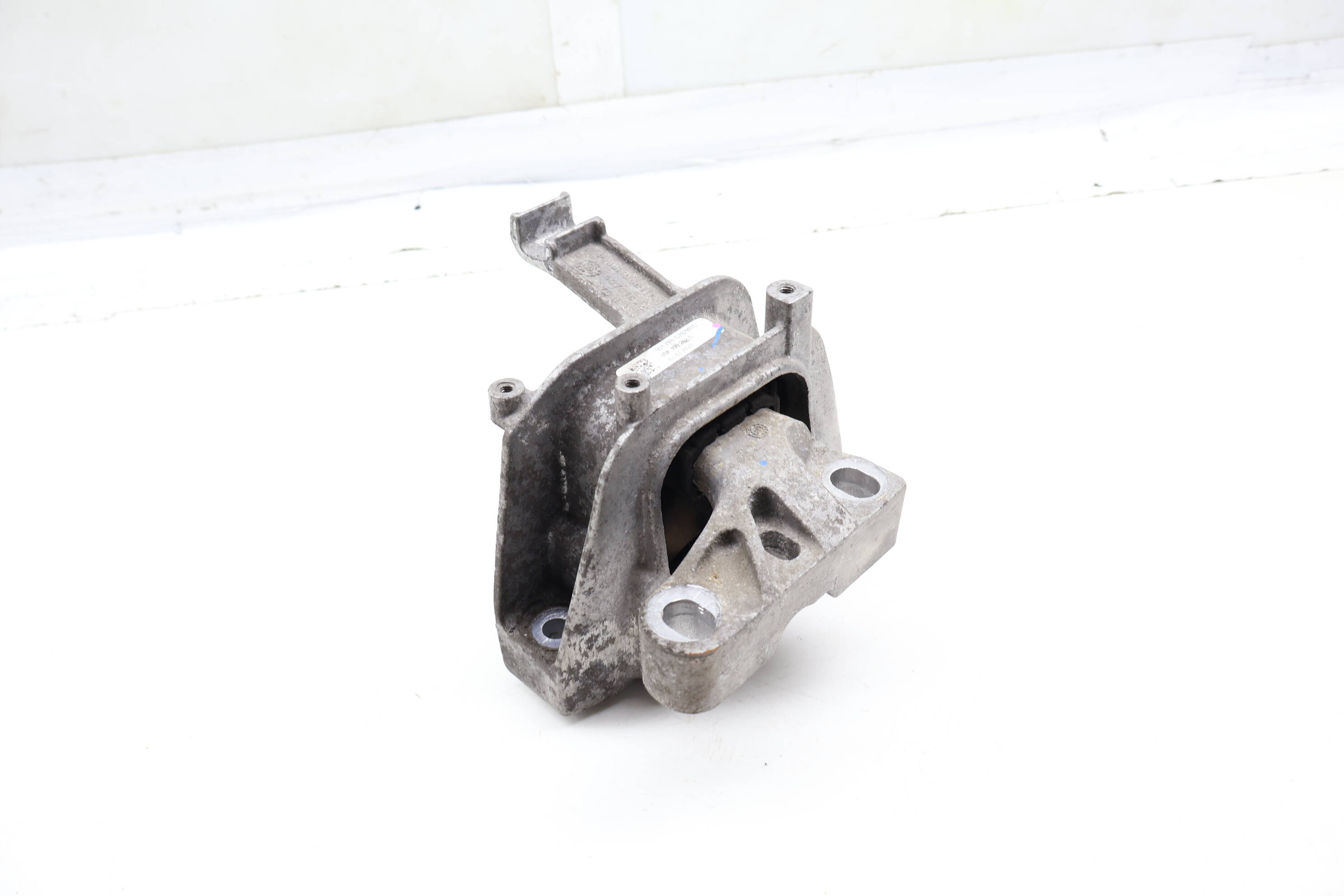 Engine / Motor Mount 3QF199262G
