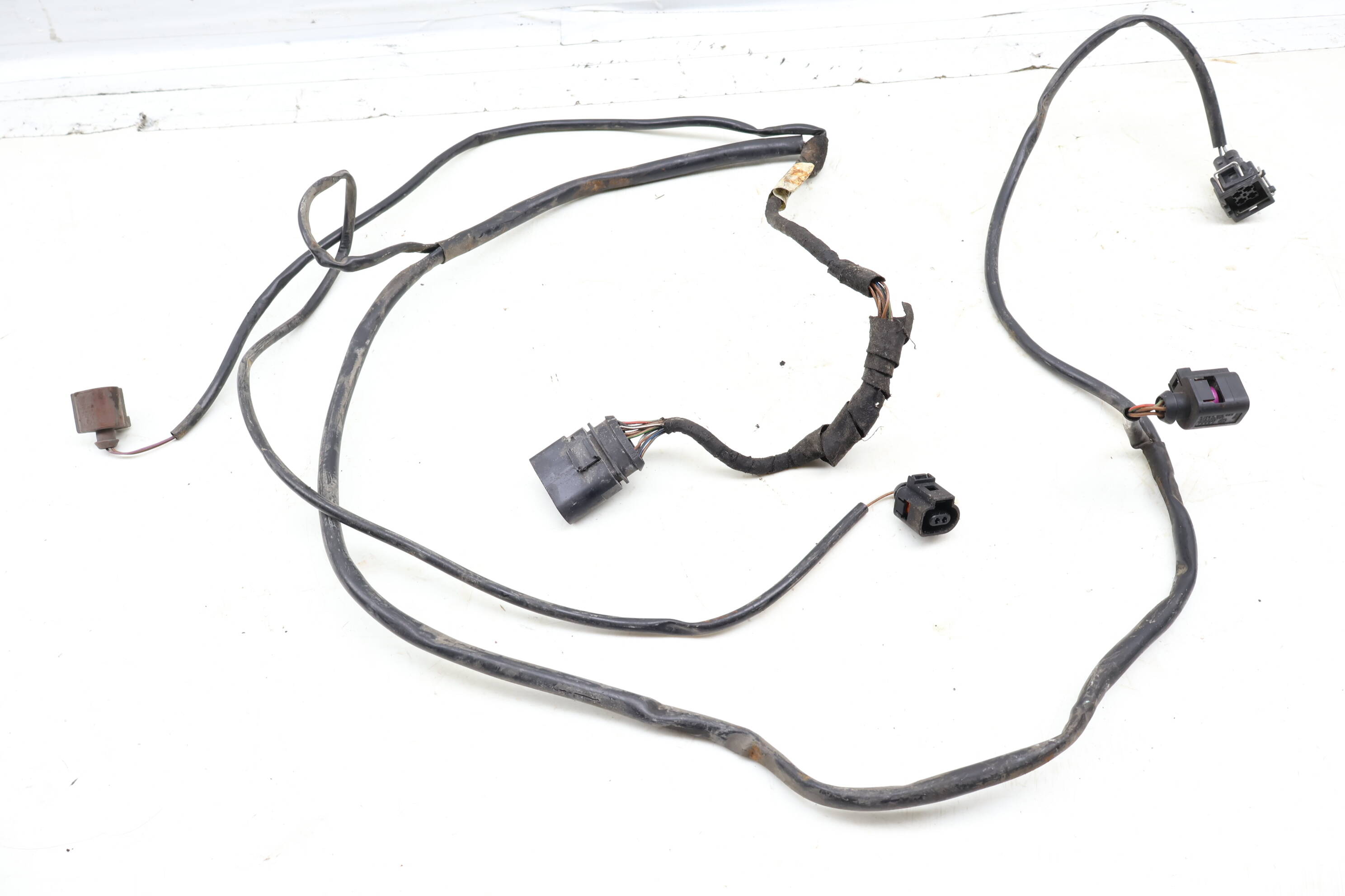 Electric Fan / Compressor Wiring Harness 4B0971073S
