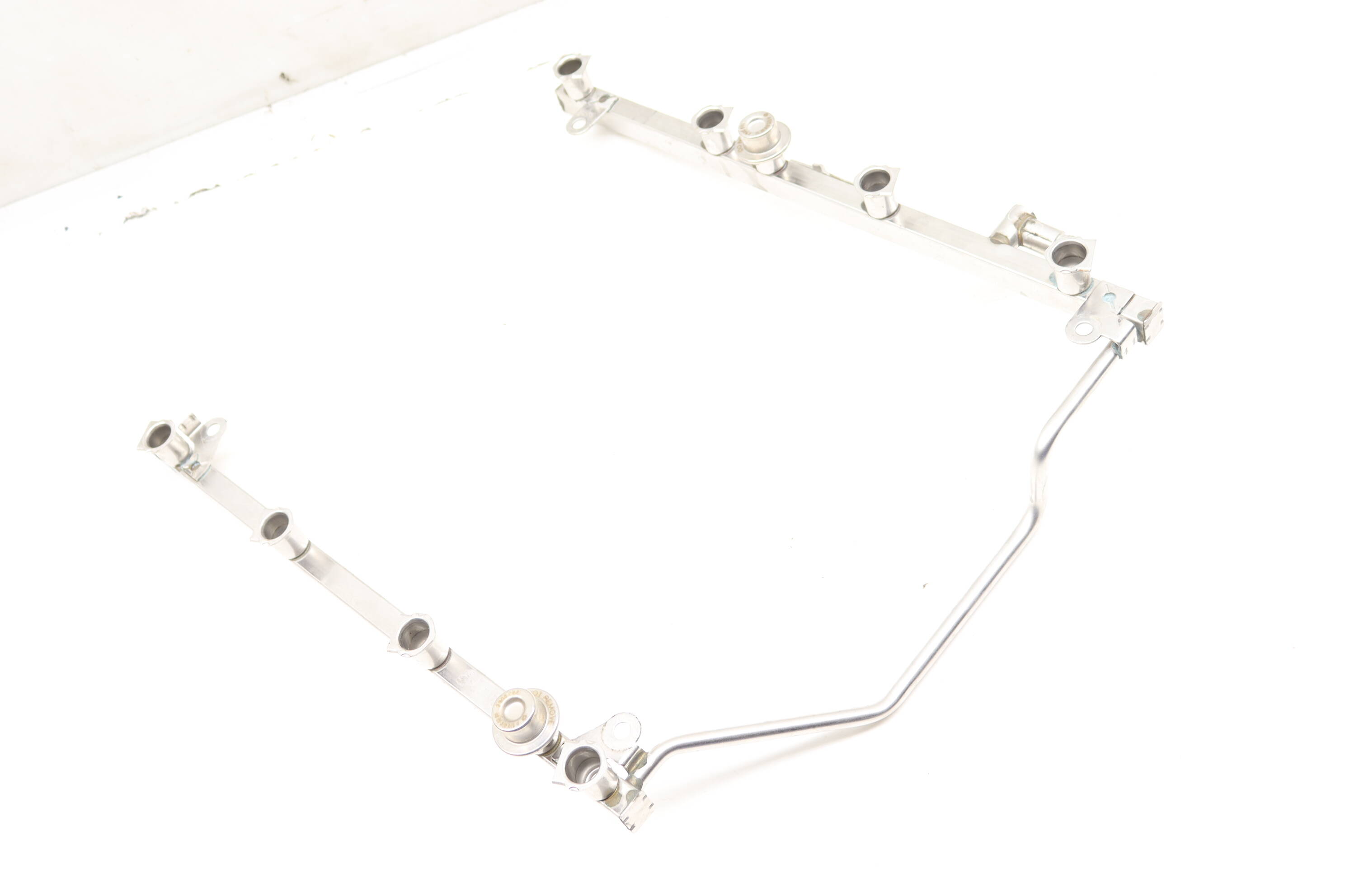 Fuel Rail 2730700795