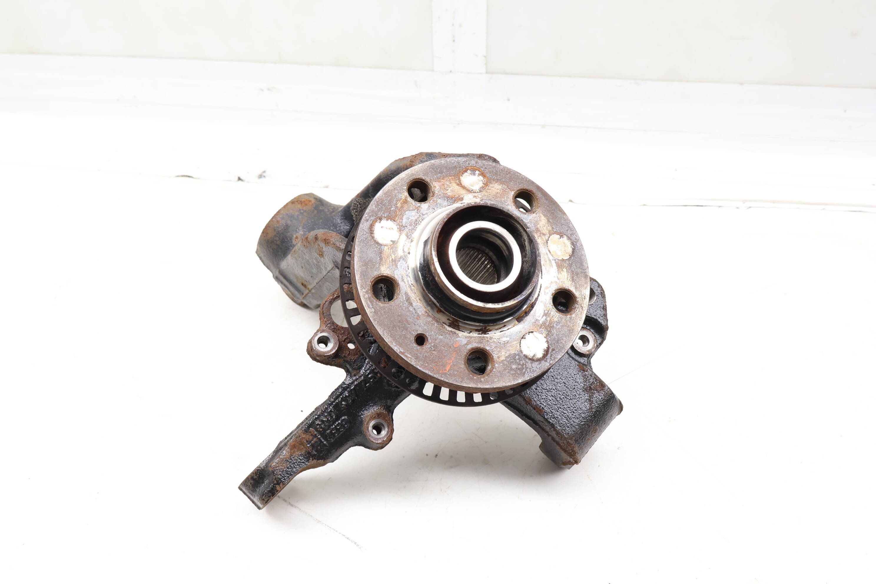 Spindle Knuckle W/ Wheel Bearing 8N0407256H