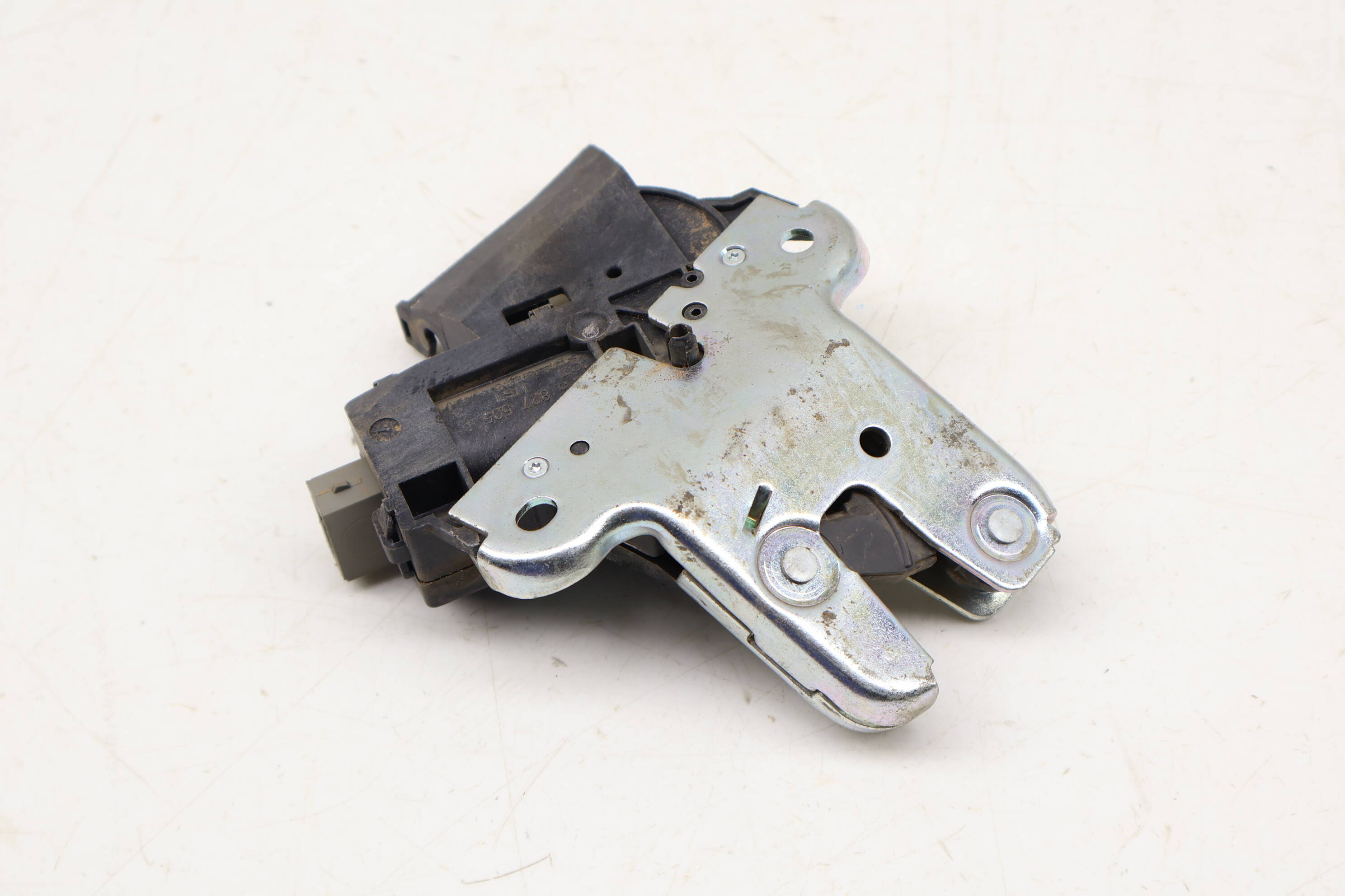 Trunk Latch / Lock 4F5827505D
