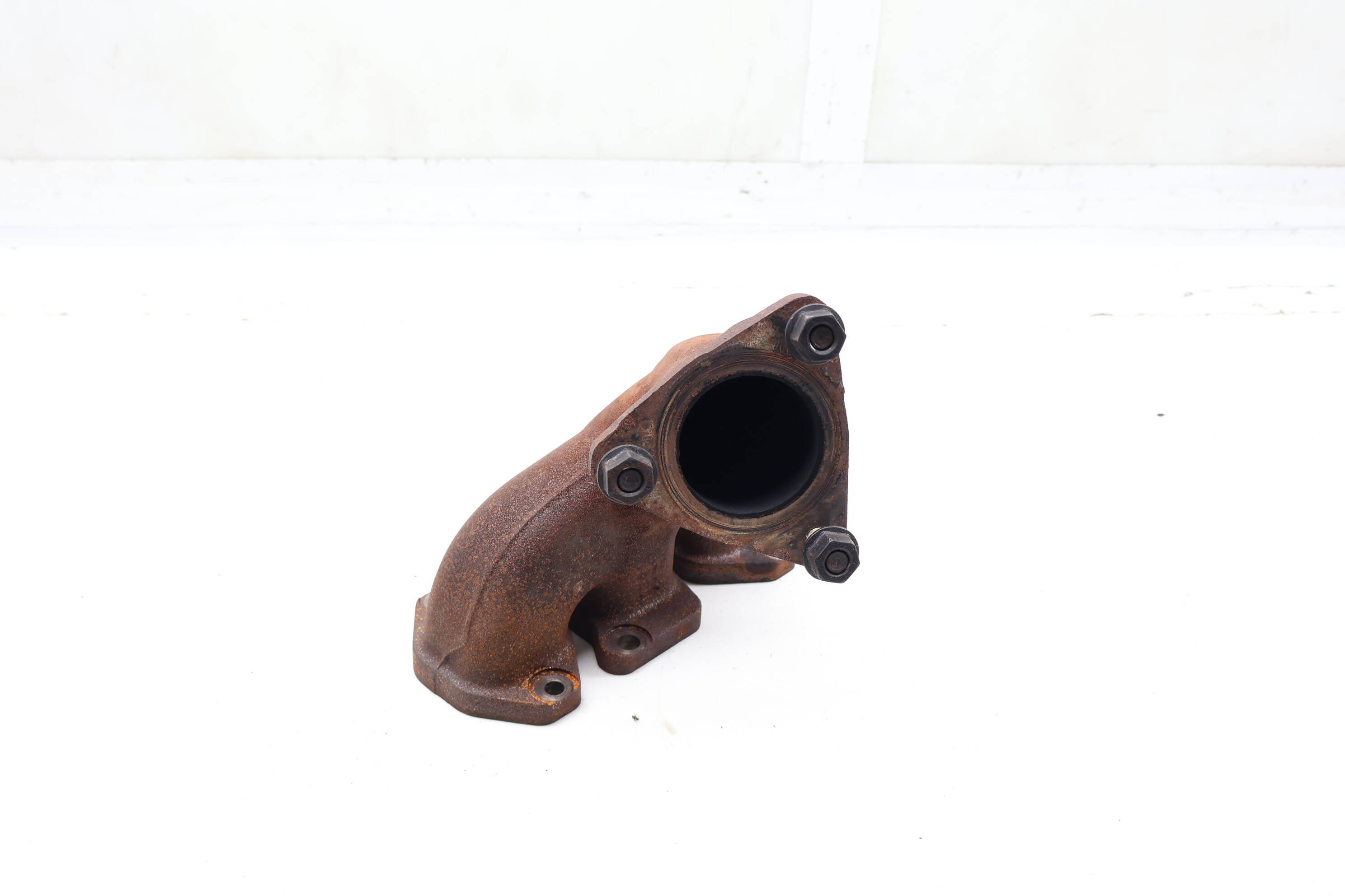 Exhaust Manifold 03H253031E