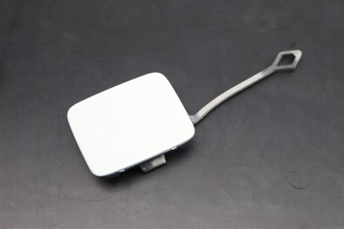 Bumper Tow Hook Cover / Cap 8V5807441 main product photo