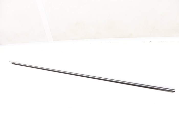 Exterior Door Window Slot Seal / Trim 4M0853284 main product photo