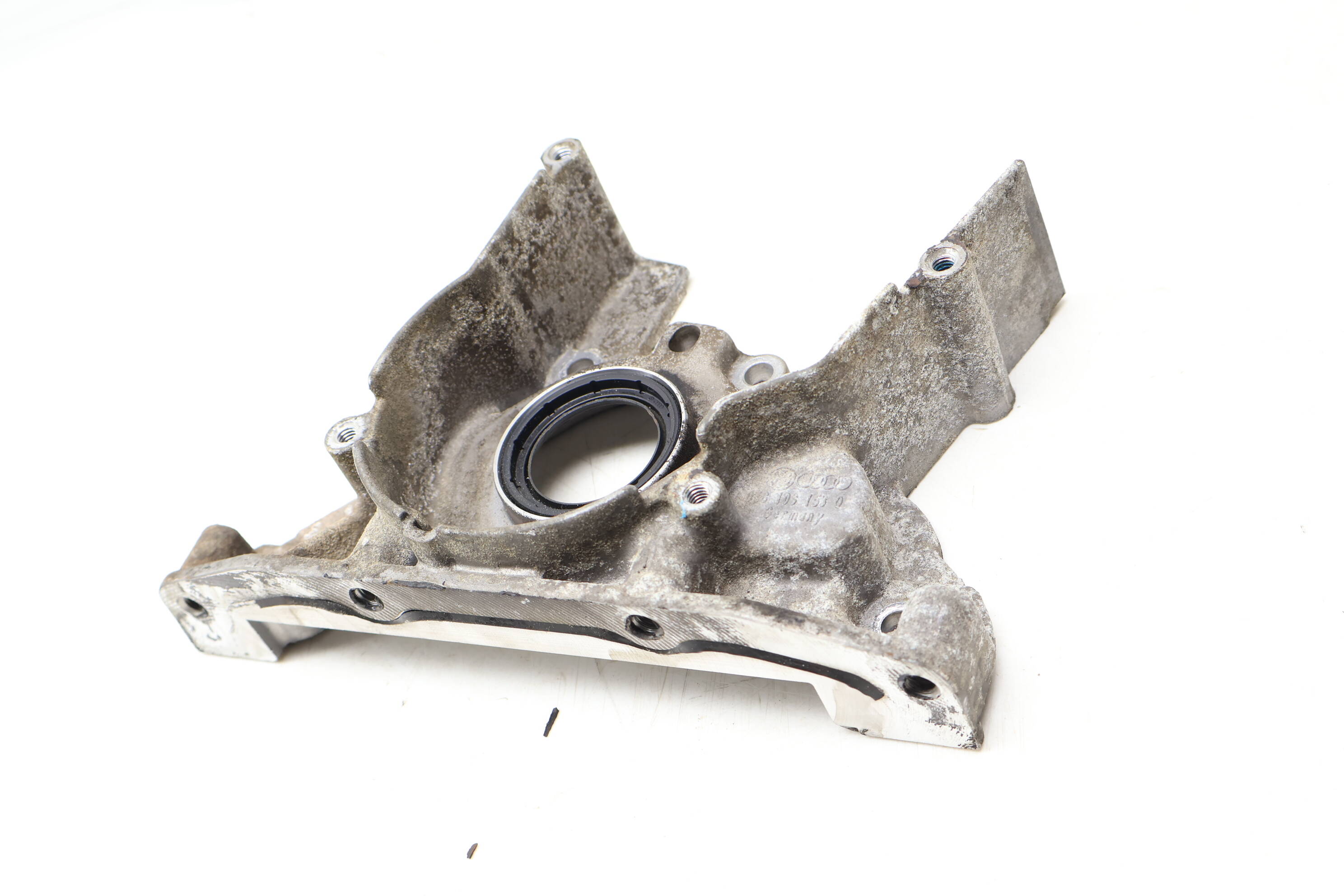 Engine Sealing Flange / Plate 038103153Q