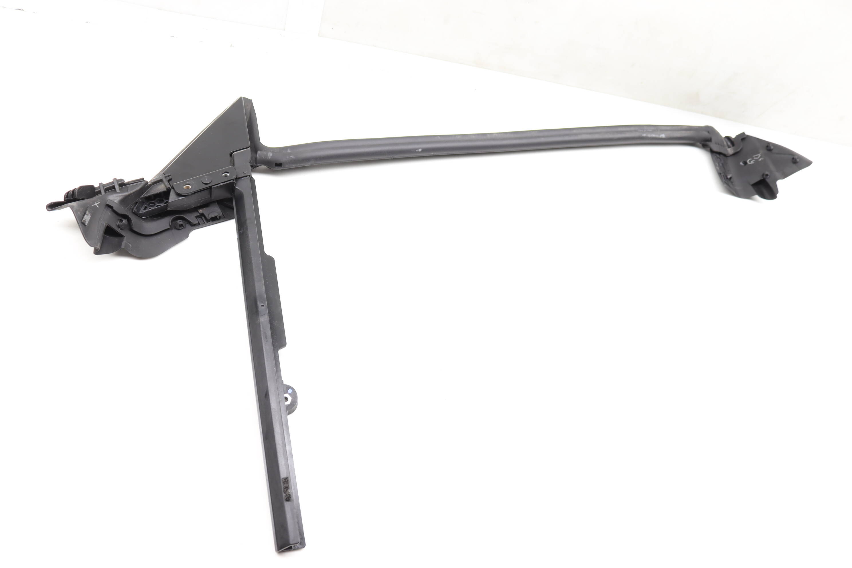 Door Glass Channel Seal 9J1837433