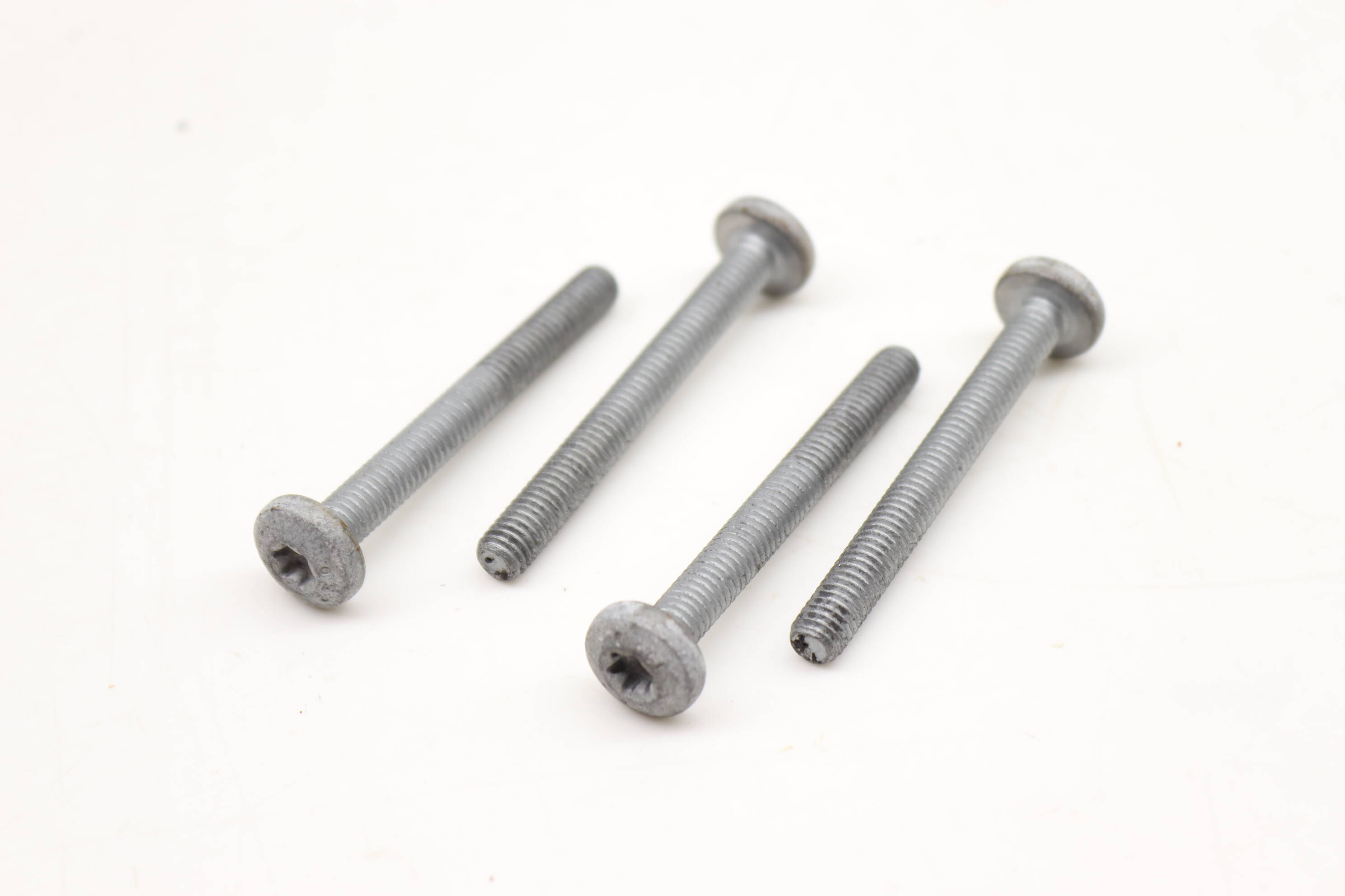 Engine Valve Cylinder Head Cover Screw / Bolt Set (4) N91165001