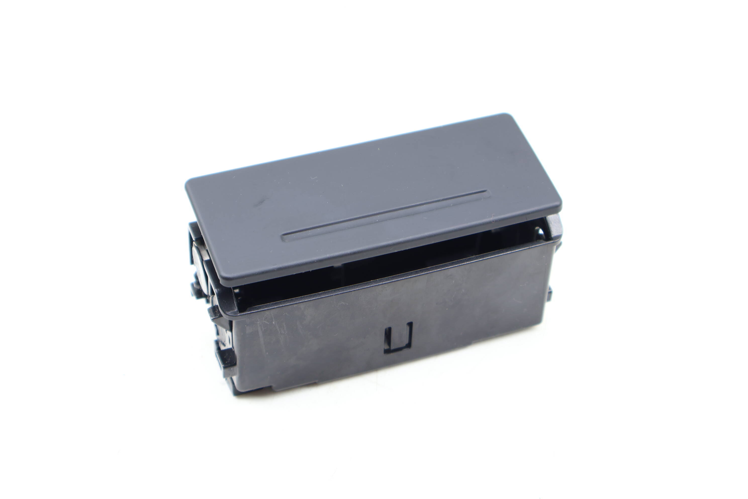 Door Ashtray / Ash Tray 4G8857405A