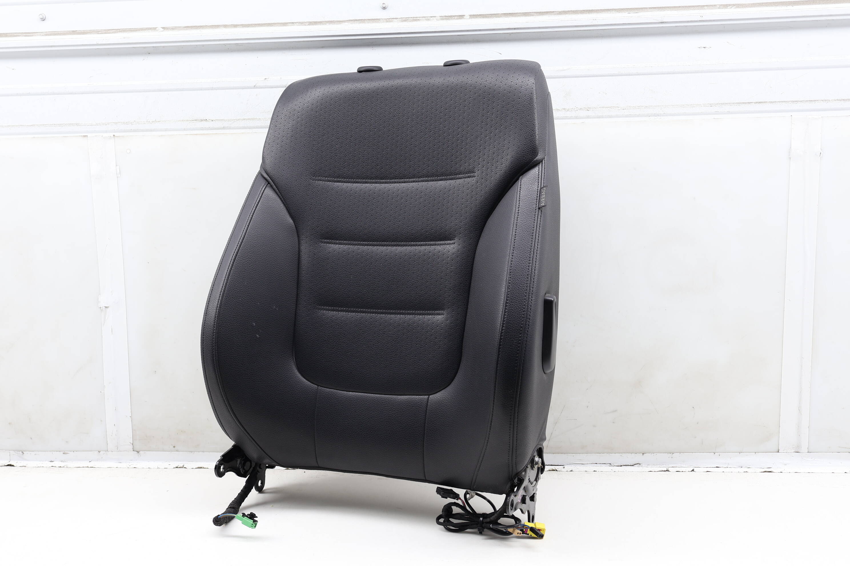 Upper Seat Backrest Cushion Assembly 7P6881805CR