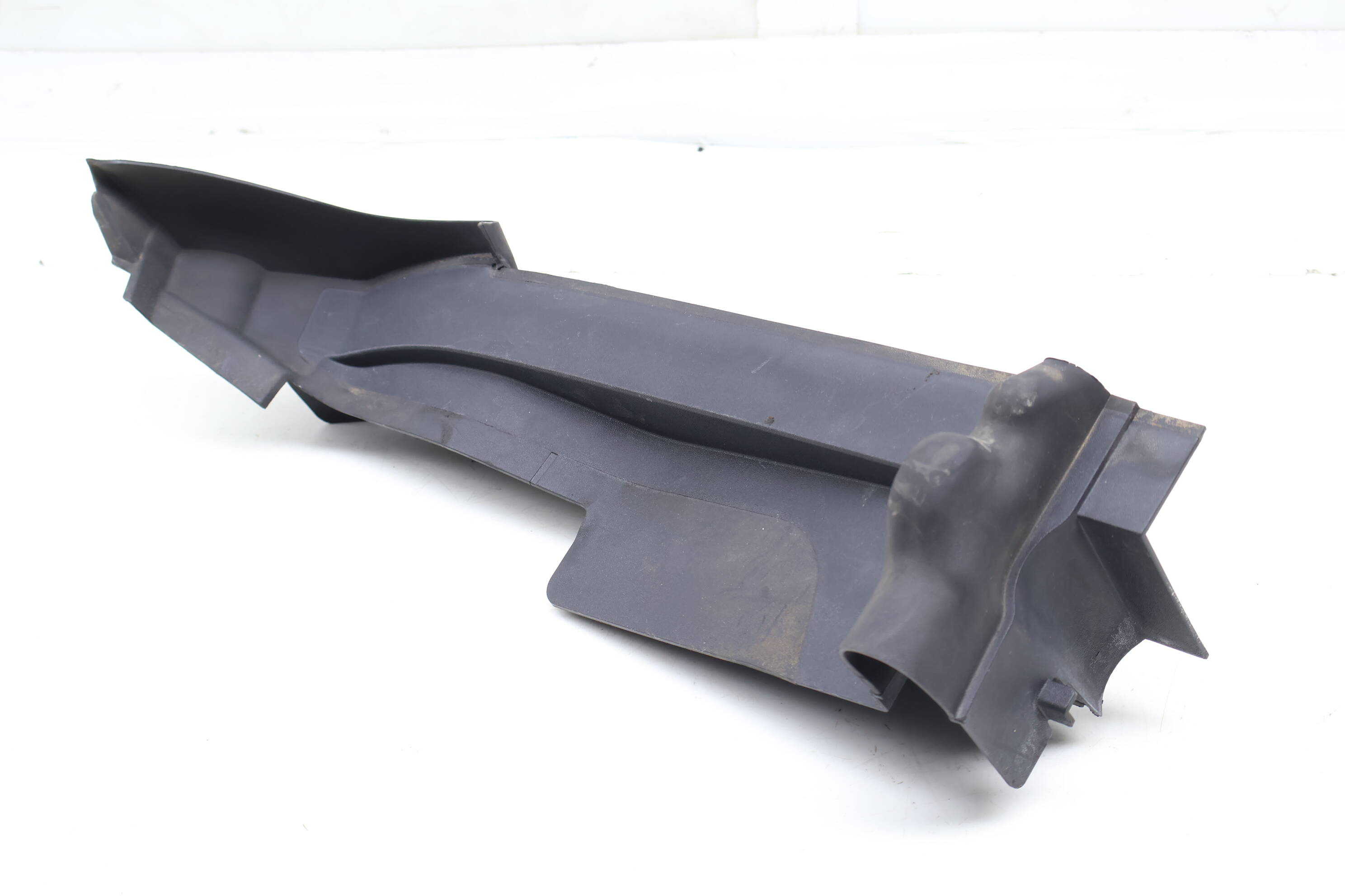 Cowl Cover / Trim 4M0821169B