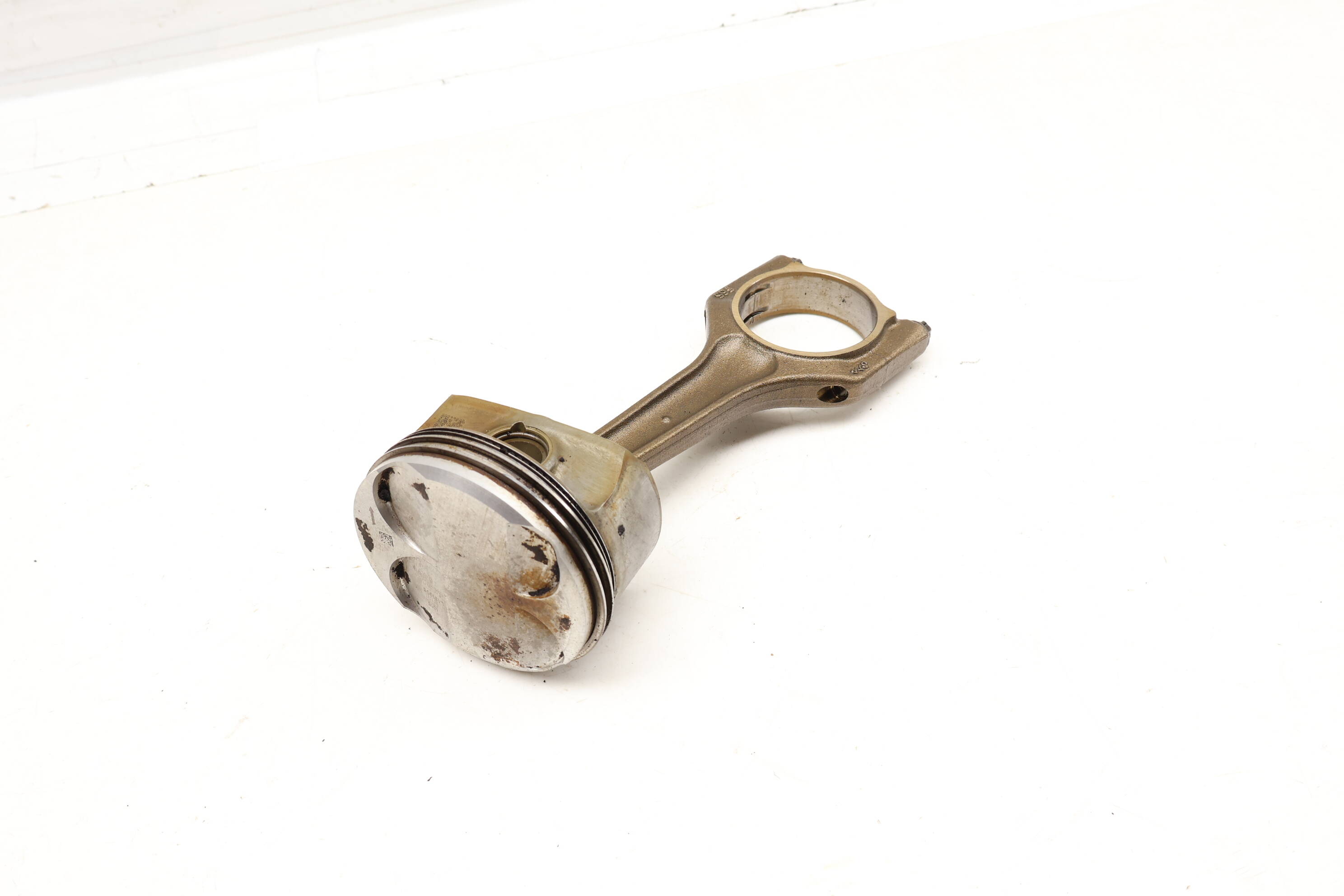 Piston W/ Connecting Rod 11257536373