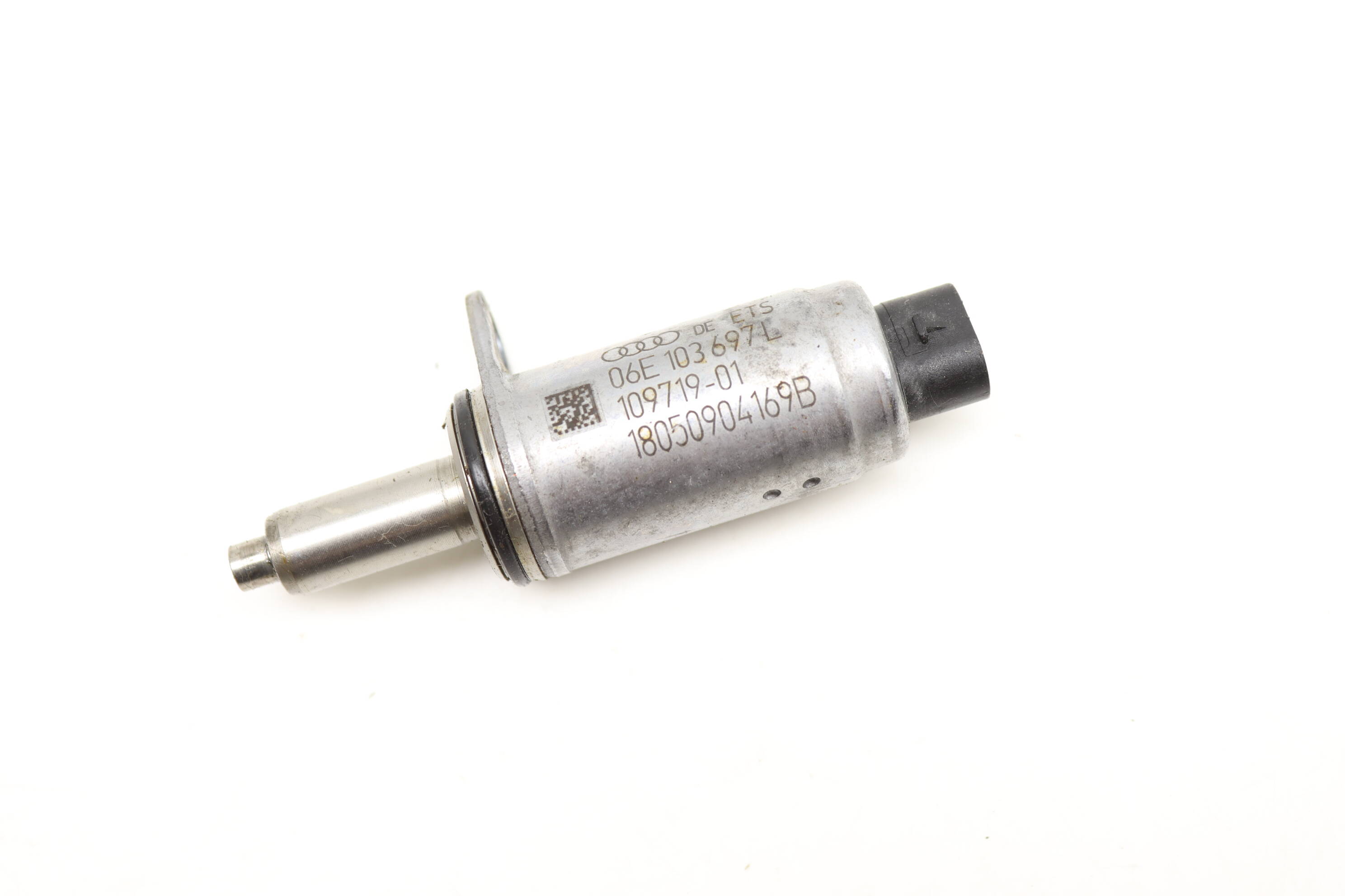 N205 Cam Valve / Camshaft Adjustment Solenoid 06E103697L