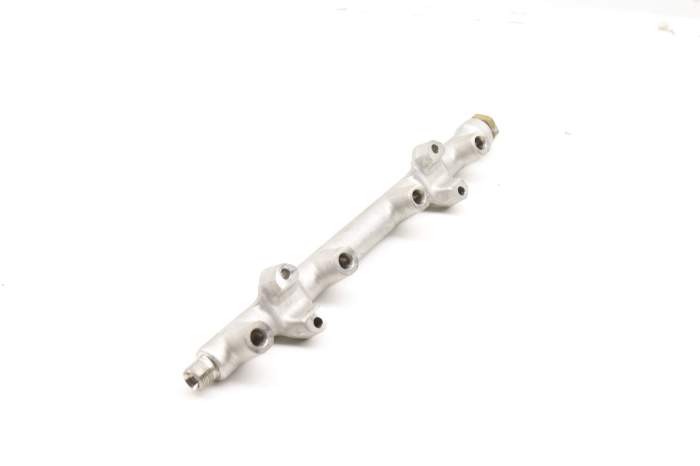 Fuel Rail 05E133320A main product photo