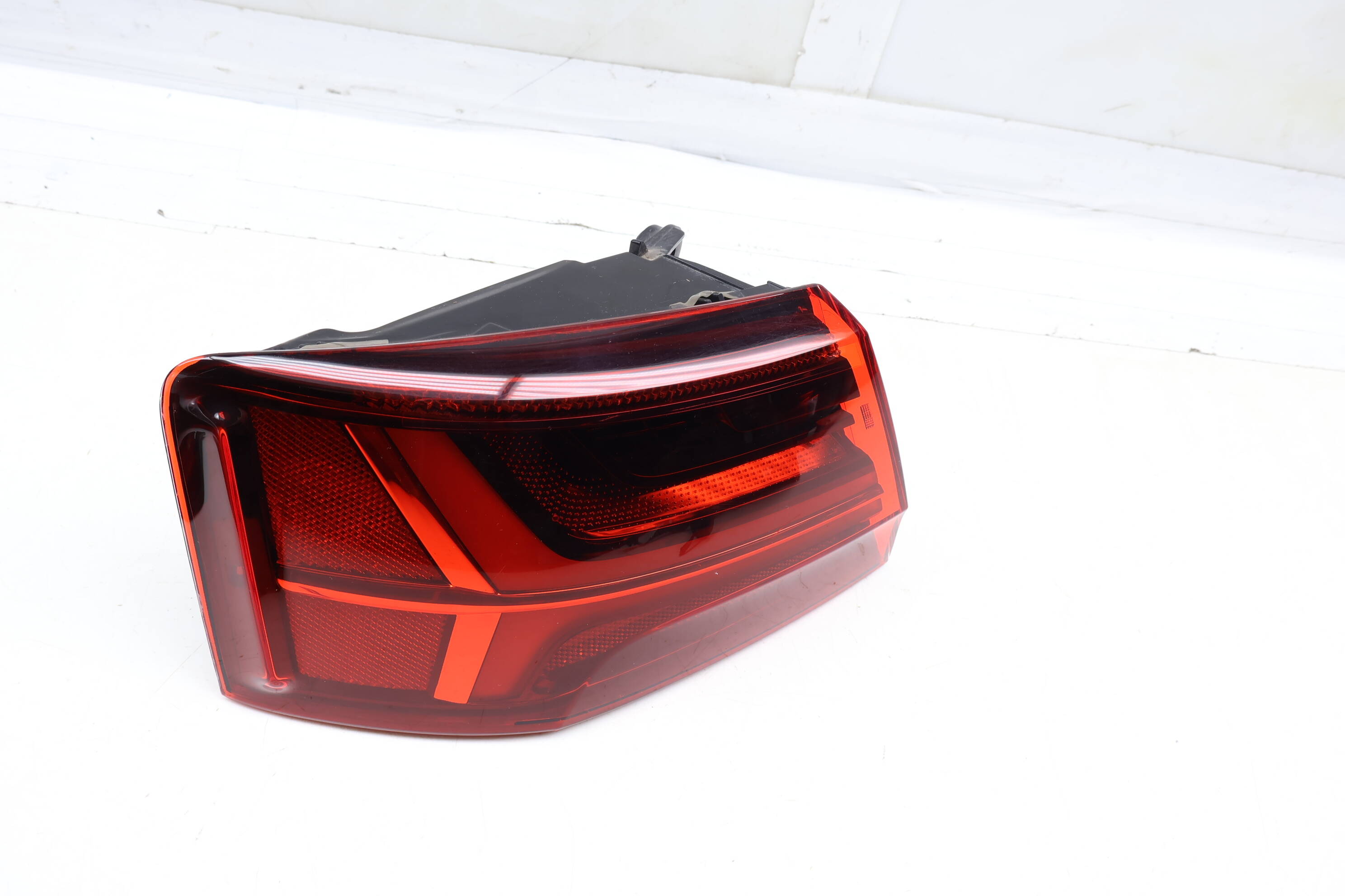 Outer Led Tail Light / Lamp 4G5945095D