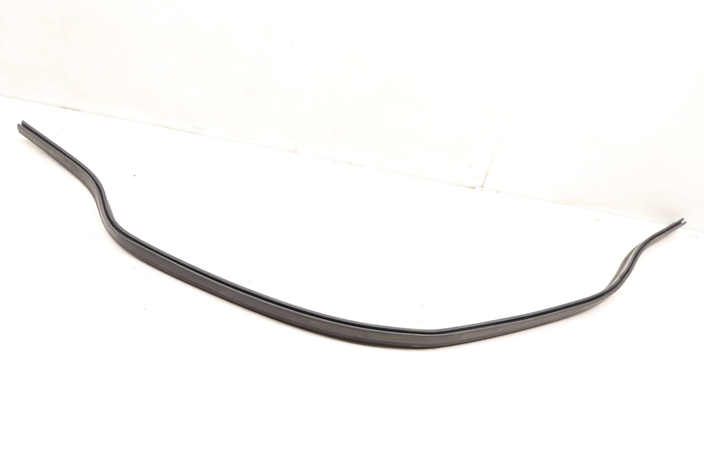 Rain Tray Seal / Hood Weather Stripping 5GM823723