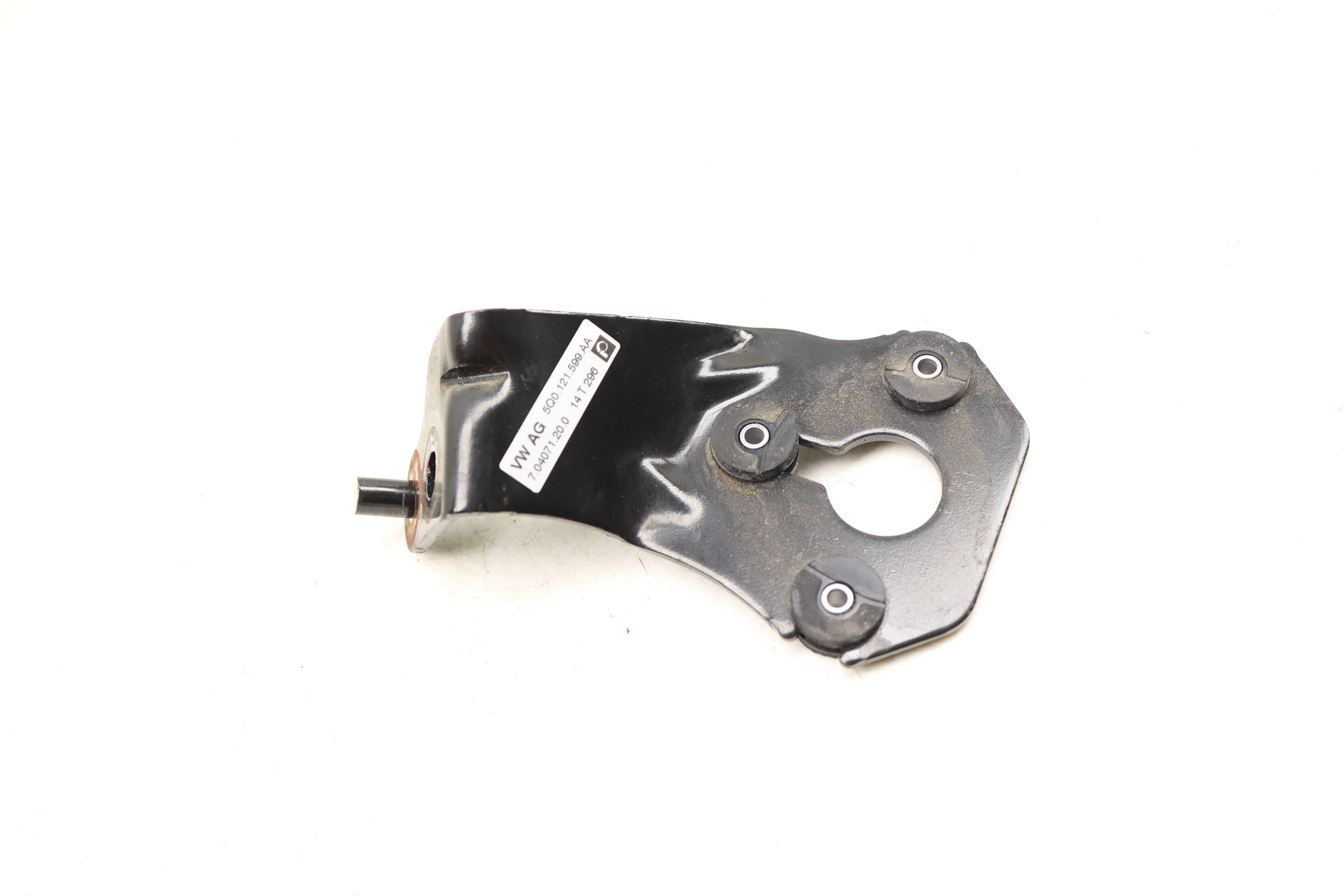 Auxiliary Coolant / Water Pump Mount Bracket 5Q0121599AA