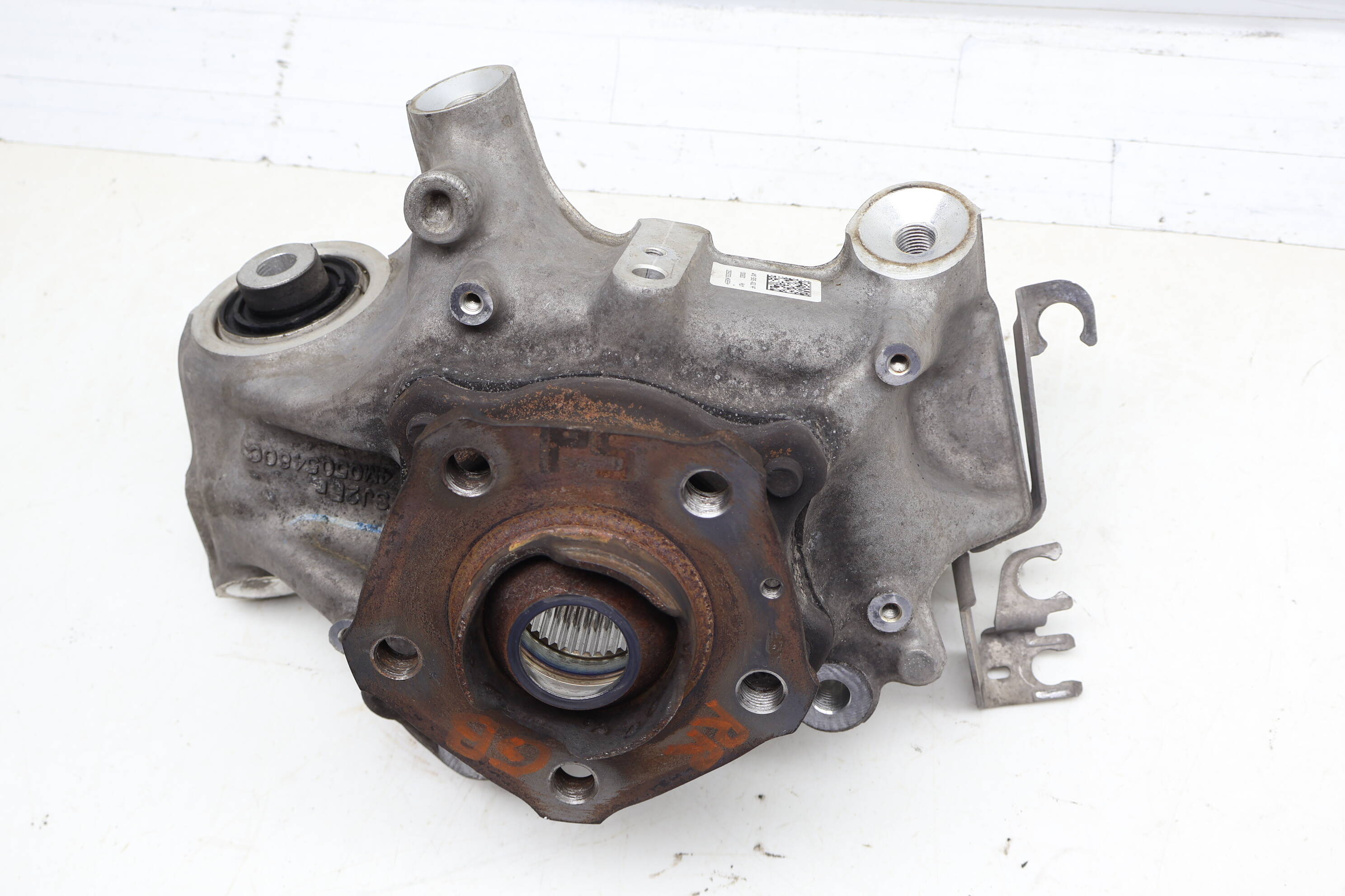 Spindle Knuckle W/ Wheel Bearing 4M0505460C