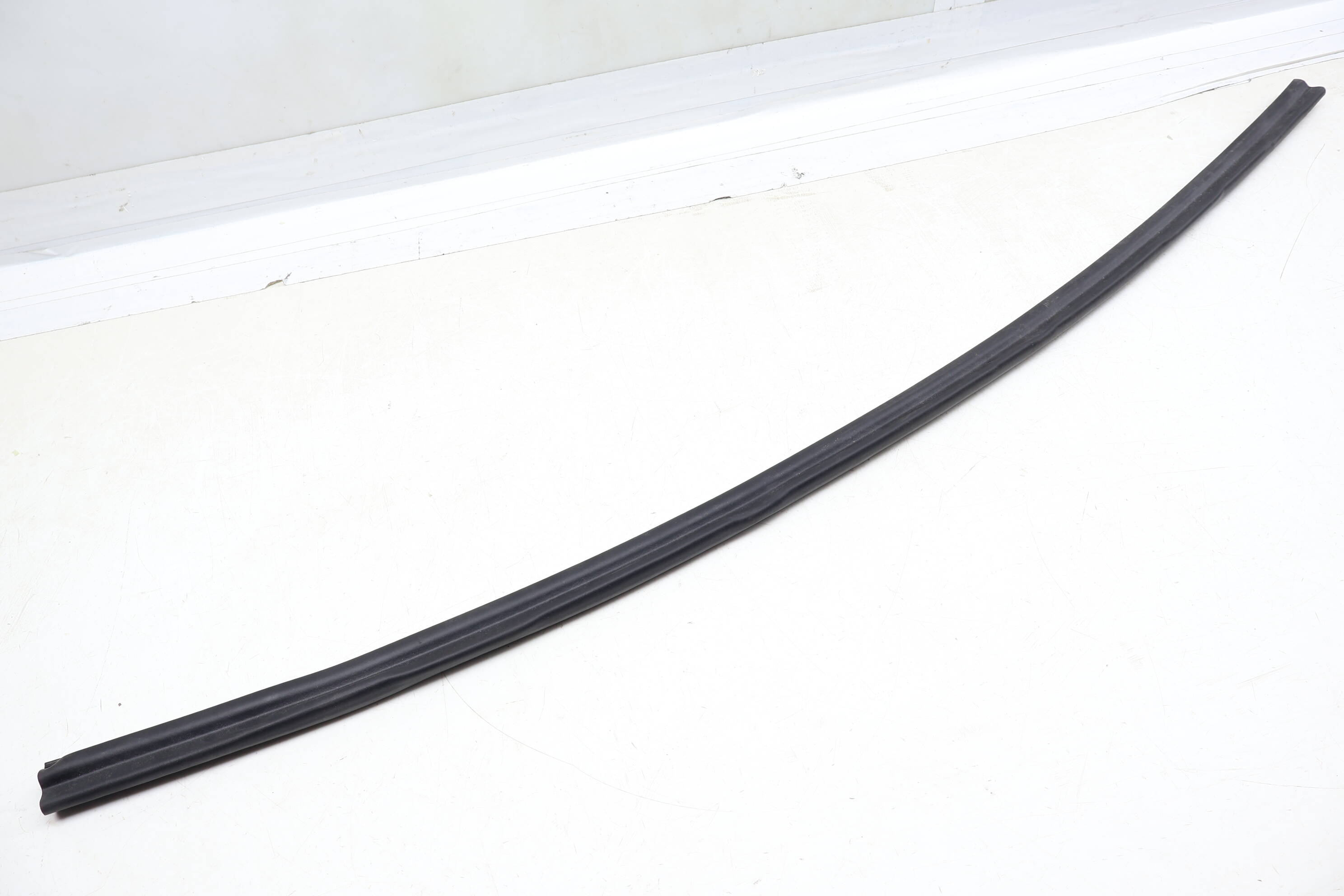 Deck / Shelf Seal 51477240785