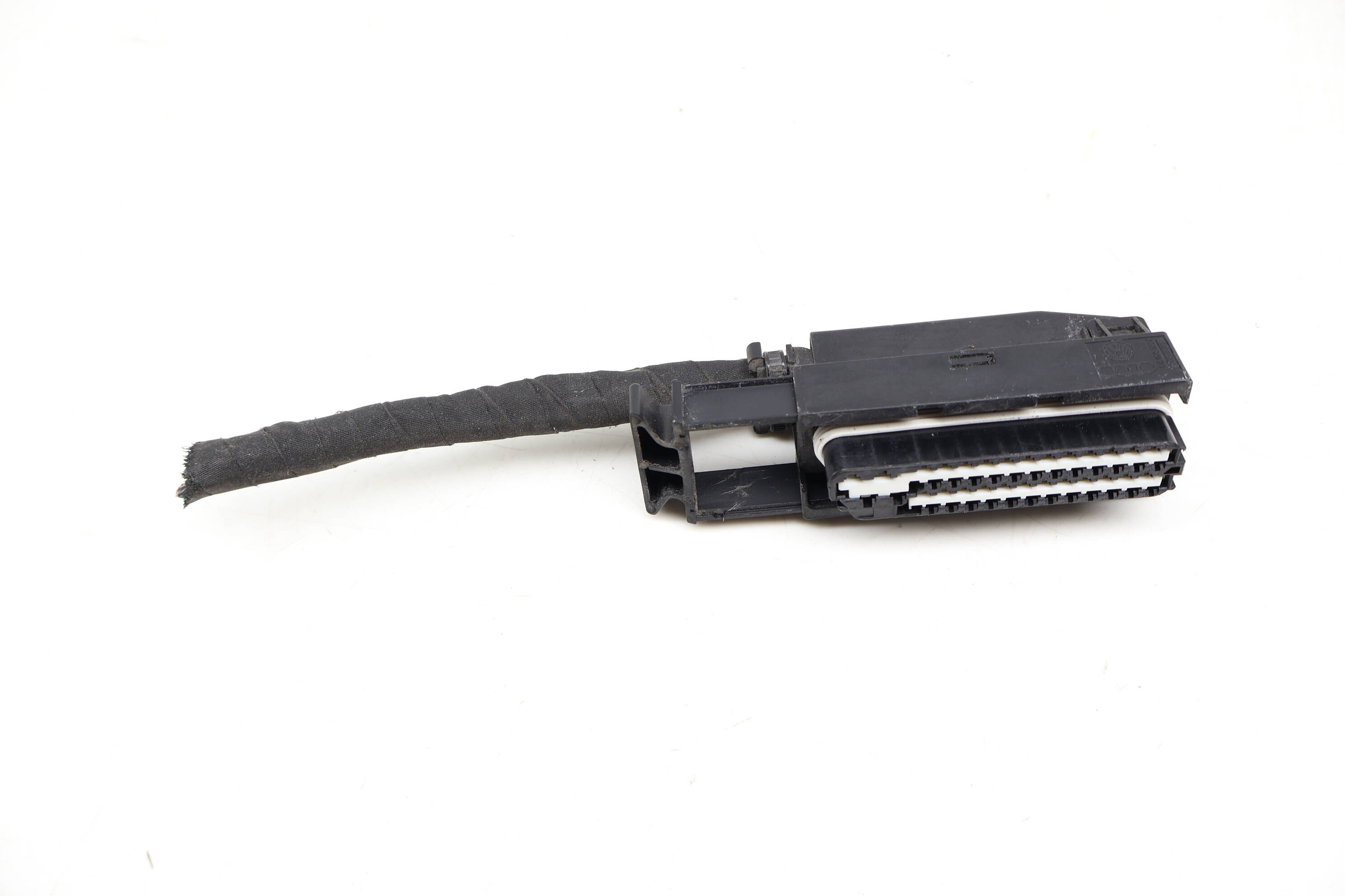 Tcu / Transmission Module Wiring Connector / Pigtail 1J0906380B