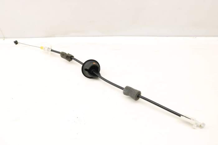 Door Handle Release / Bowden Cable 7P5839085 95853308500 main product photo