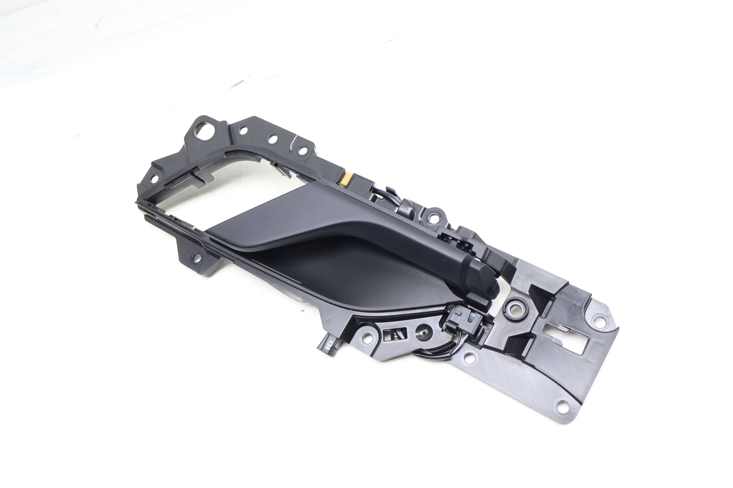 Interior Door Handle / Release 9J1837019A