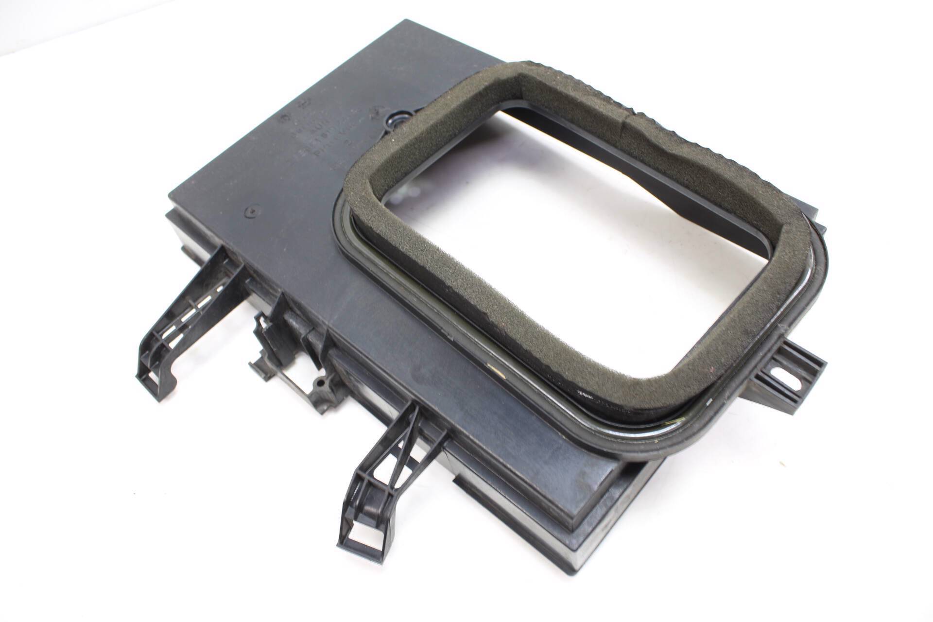 Lower Cabin Air Filter Housing / Cover 8E1819441B