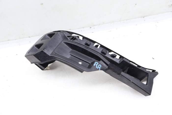 Bumper Guide / Mount Bracket 7P5807394C 95850539410 main product photo