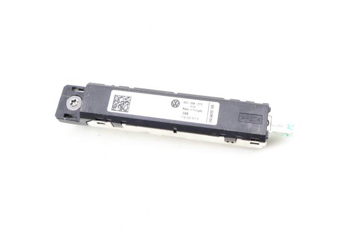 Upper Antenna Booster (Am/Fm) 17A035577E main product photo