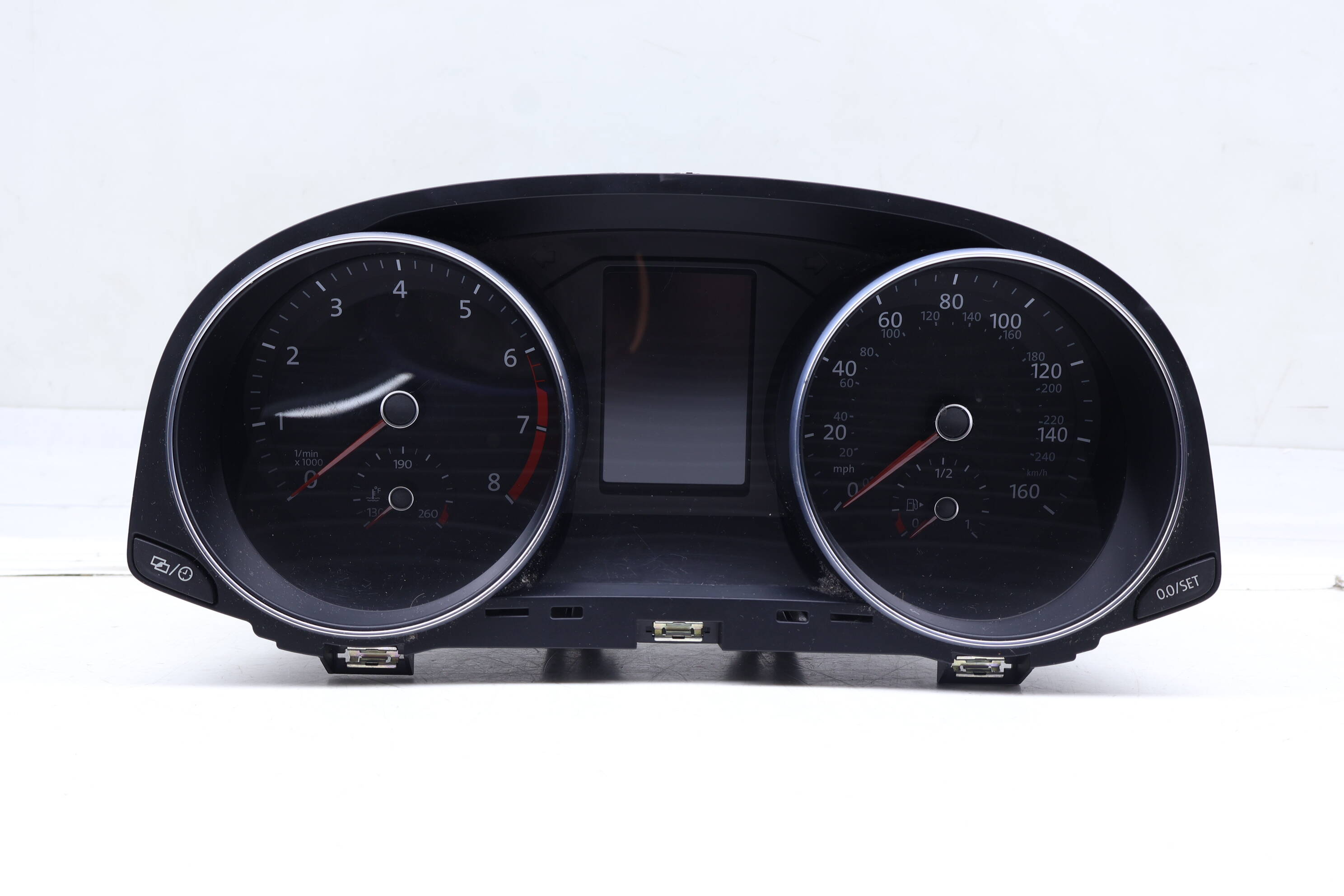 Instrument Cluster / Speedometer 561920971B