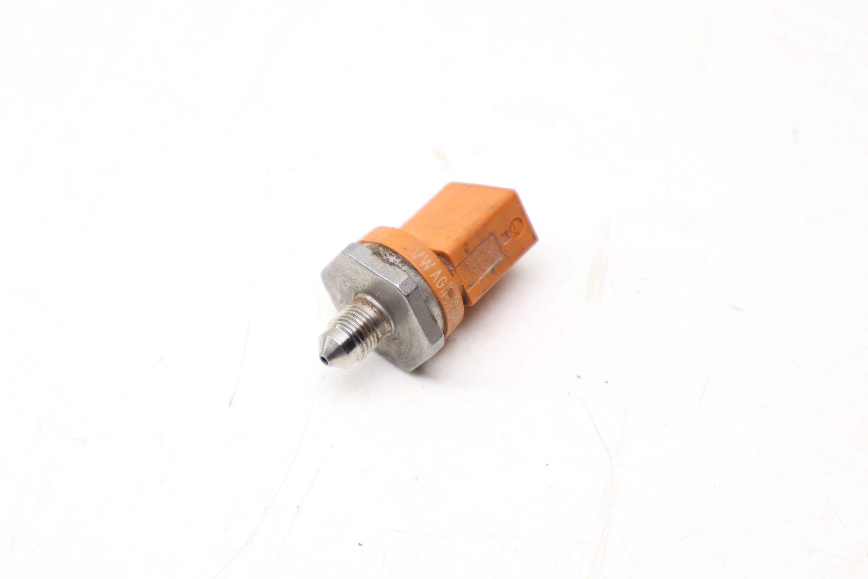 Fuel Pressure Sensor 06J906051D