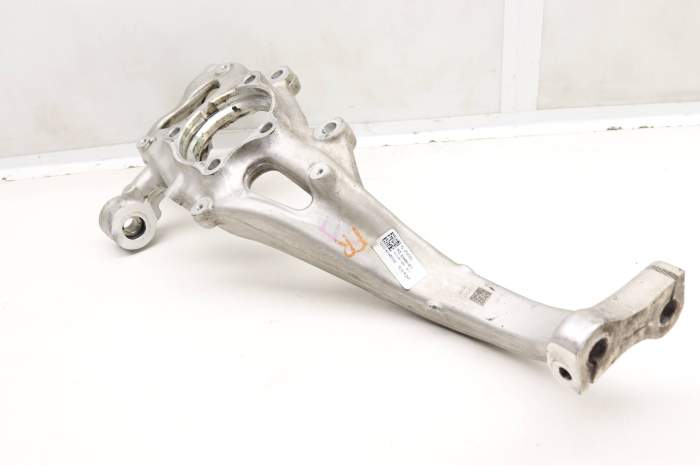 Spindle Knuckle 80A407560 main product photo