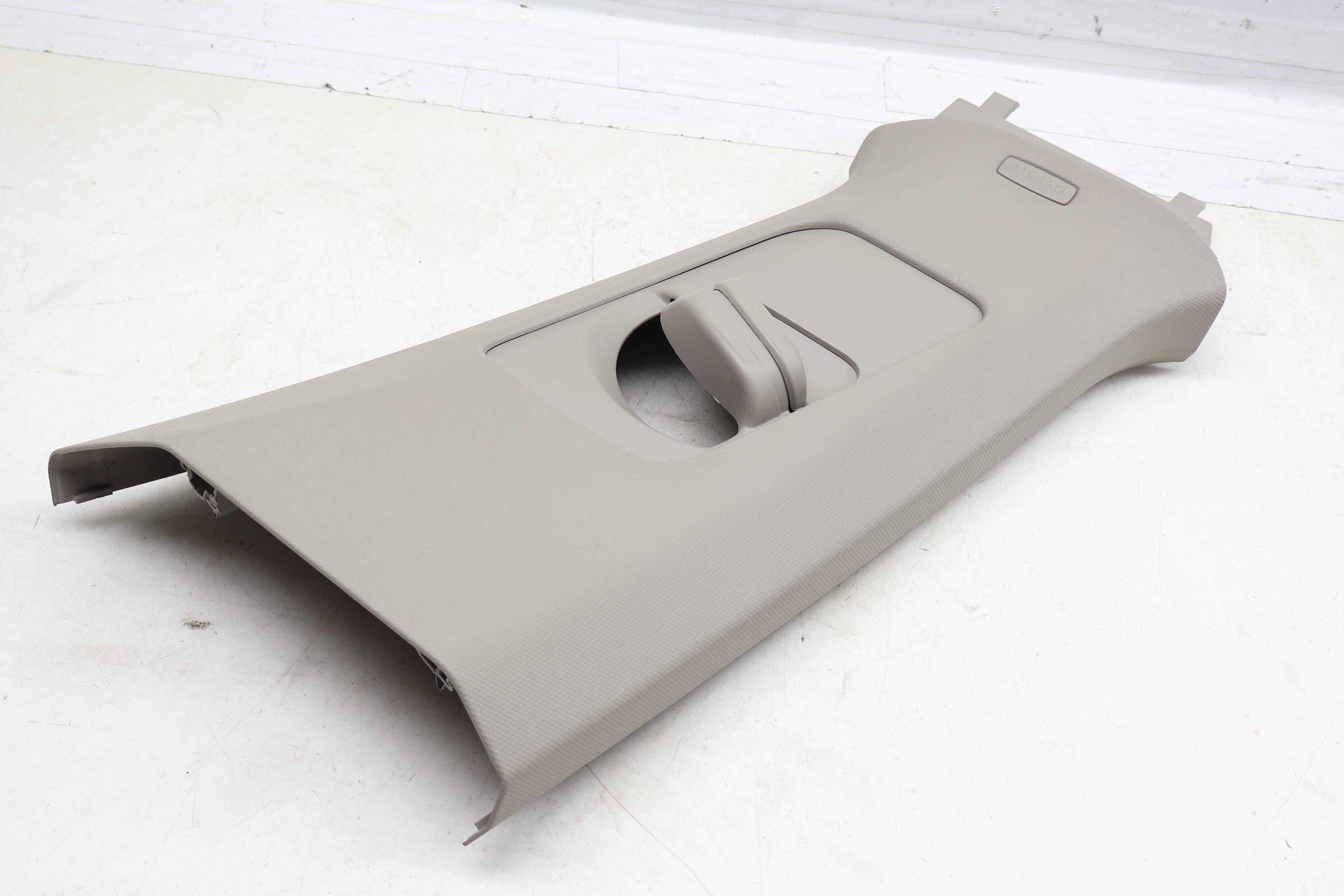 Upper B Pillar Trim / Panel 3CN867244B