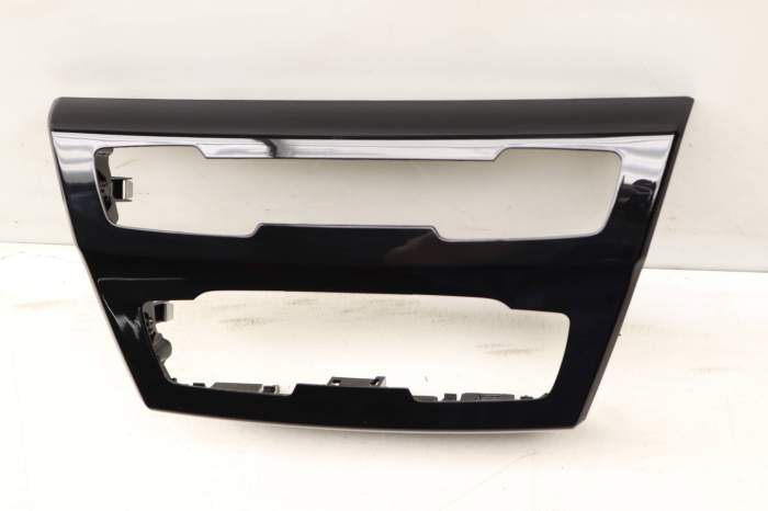 Dash Bezel / Trim Panel 51459305907 main product photo