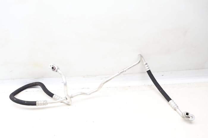 Ac Pressure Pipe / Line / Hose 64509271899 main product photo