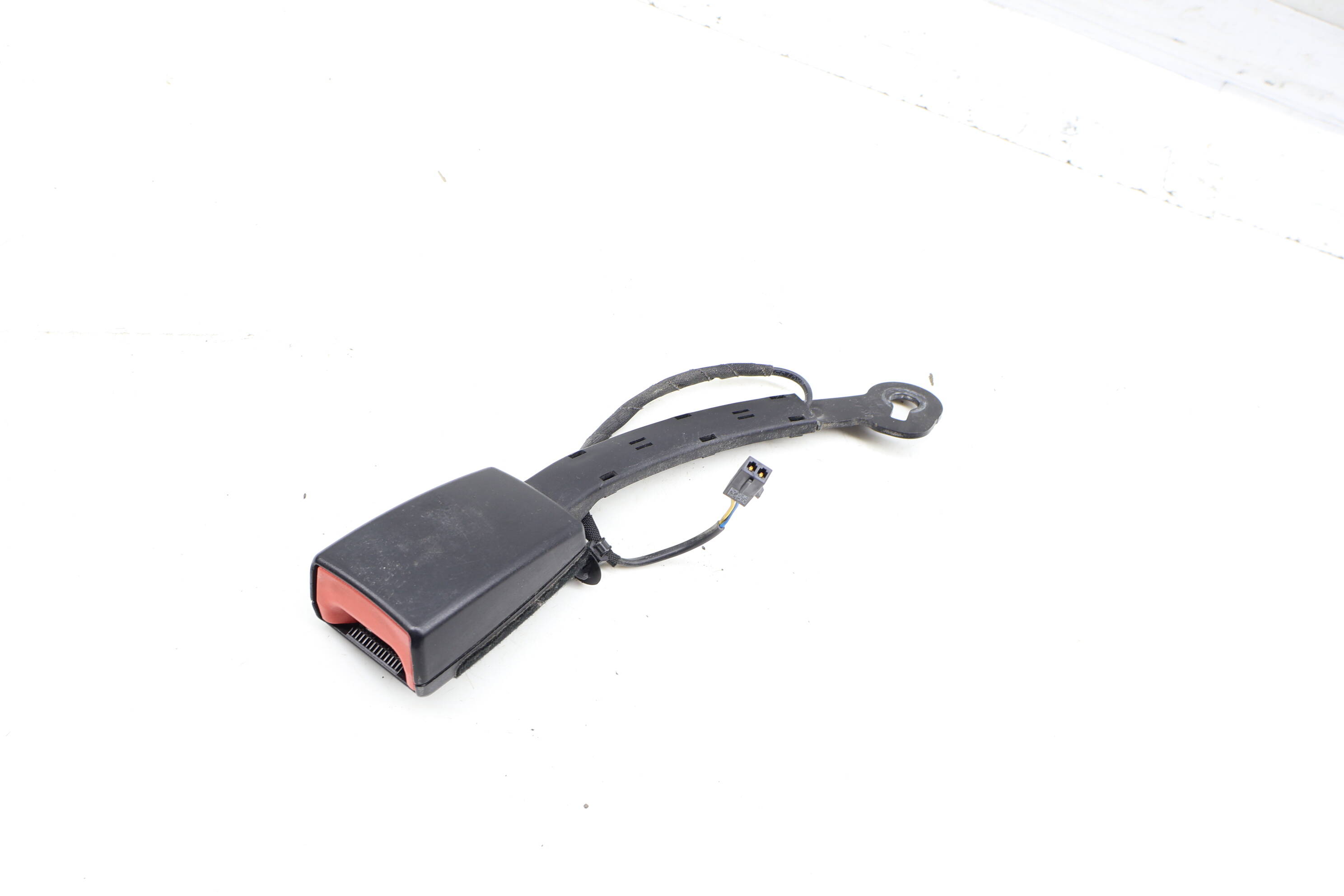 Seat Belt Buckle / Receiver 5G4857755D
