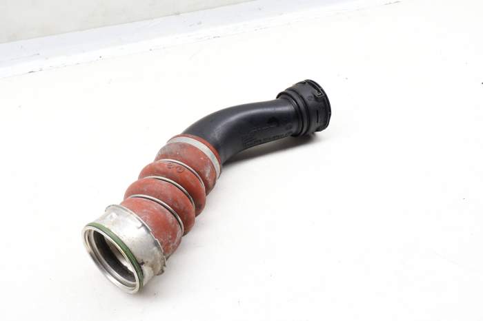Turbo Intercooler Hose / Tube 13717583716 main product photo