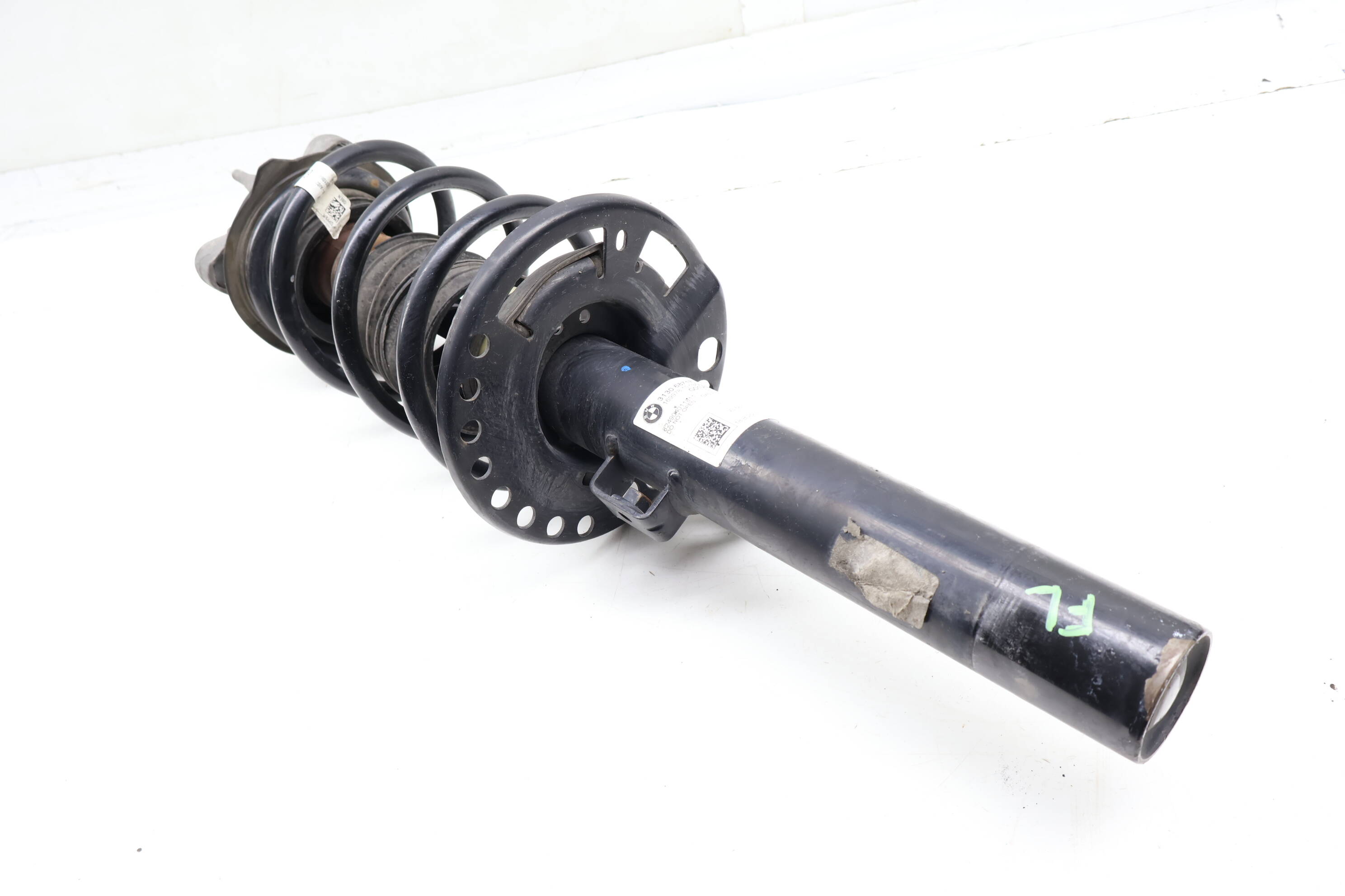 Strut / Shock Absorber Assembly 31316871779
