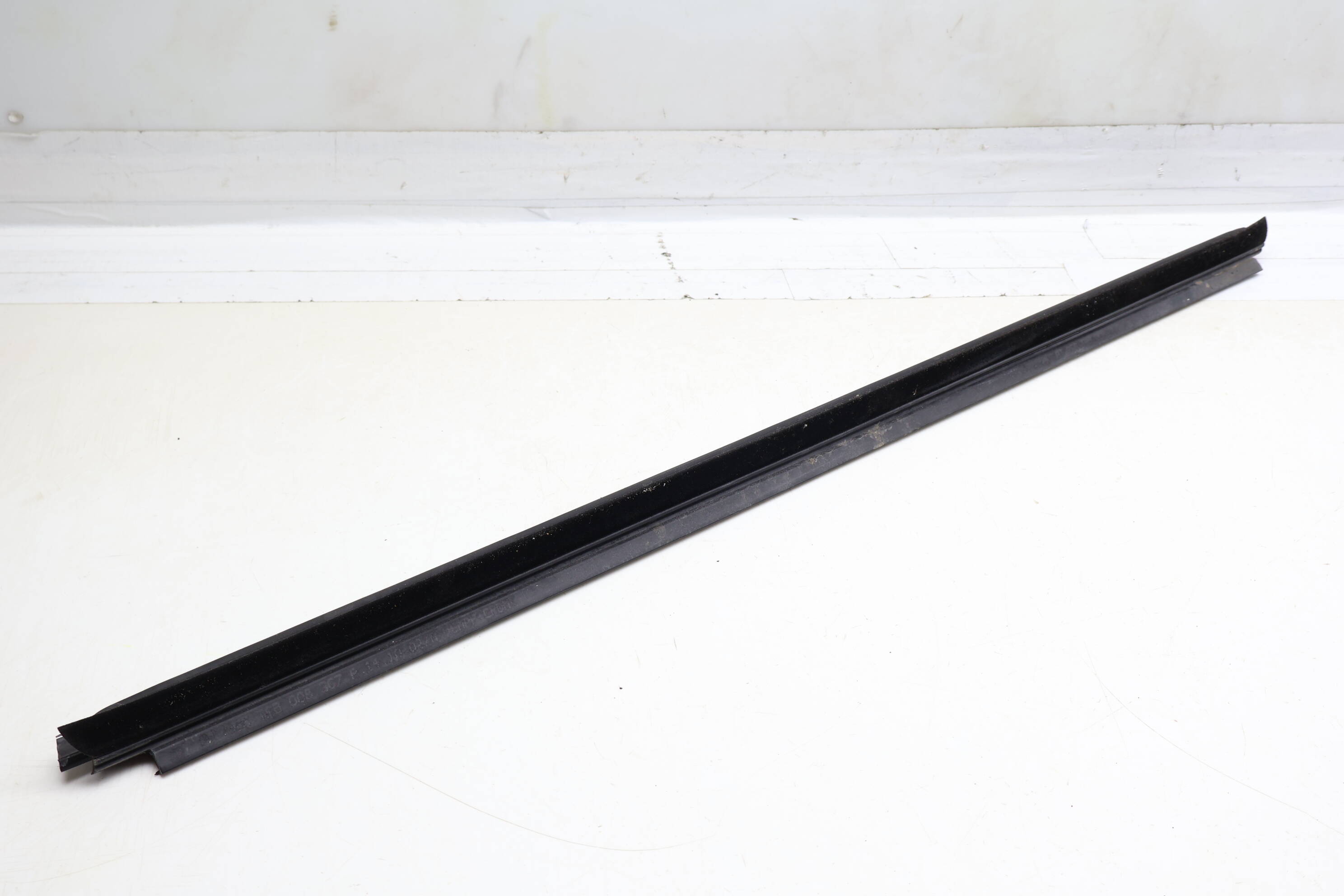 Inner Door / Window Slot Seal 3B0837471C