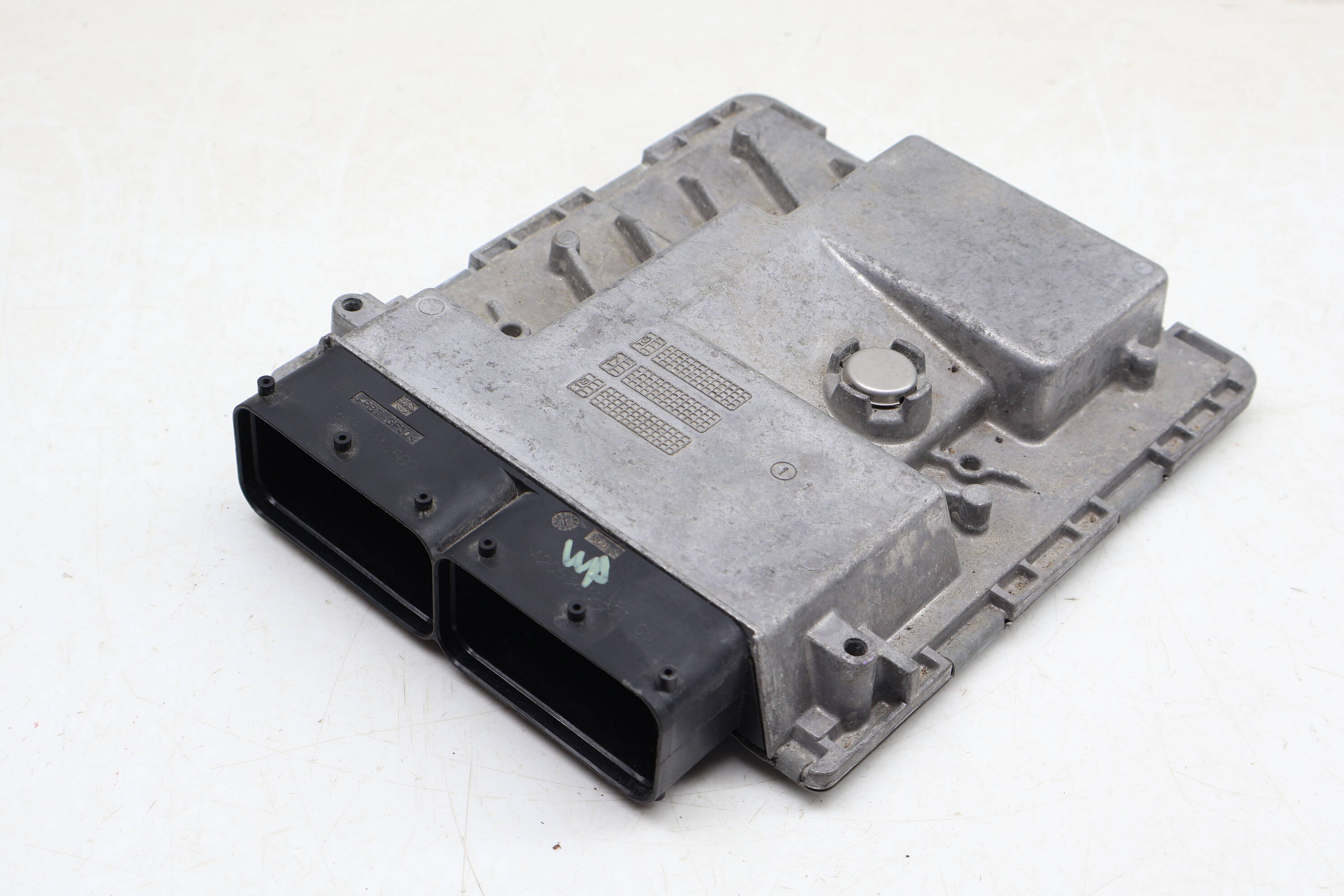 Ecu / Ecm / Engine Control Module 4H2907551A