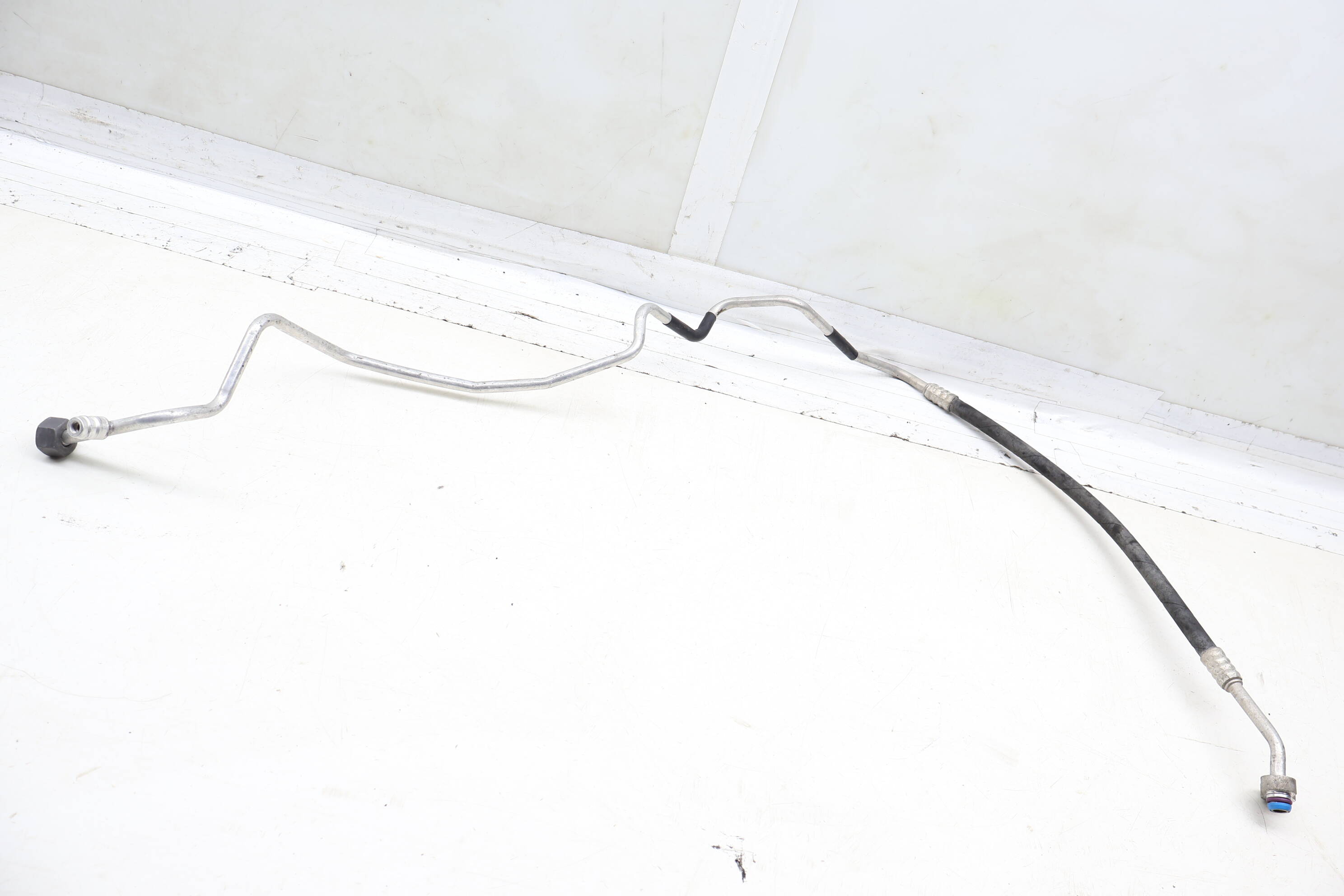 Upper Ac Hose / Line / Pipe (High Pressure) 4F0260712AL