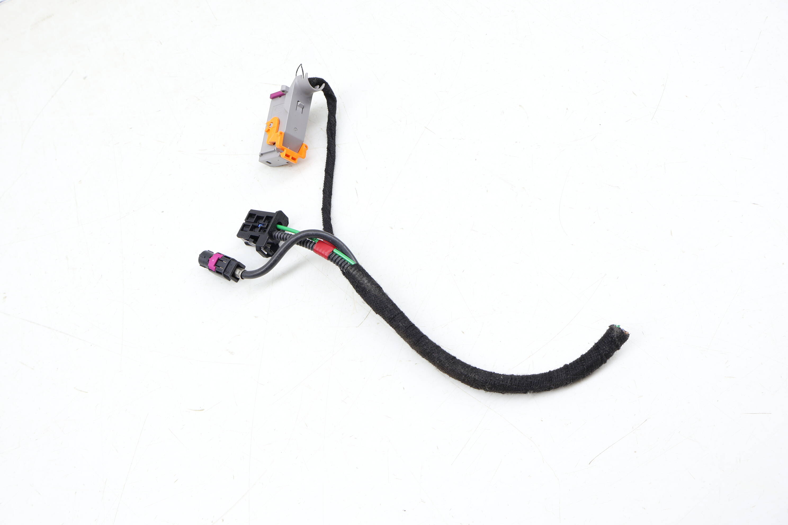 Instrument Cluster Wiring Connector / Pigtail