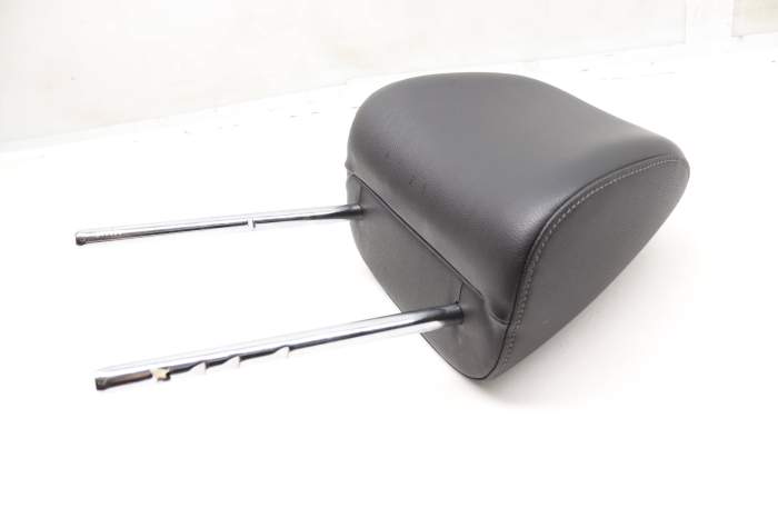 Headrest / Head Rest 561881901M main product photo