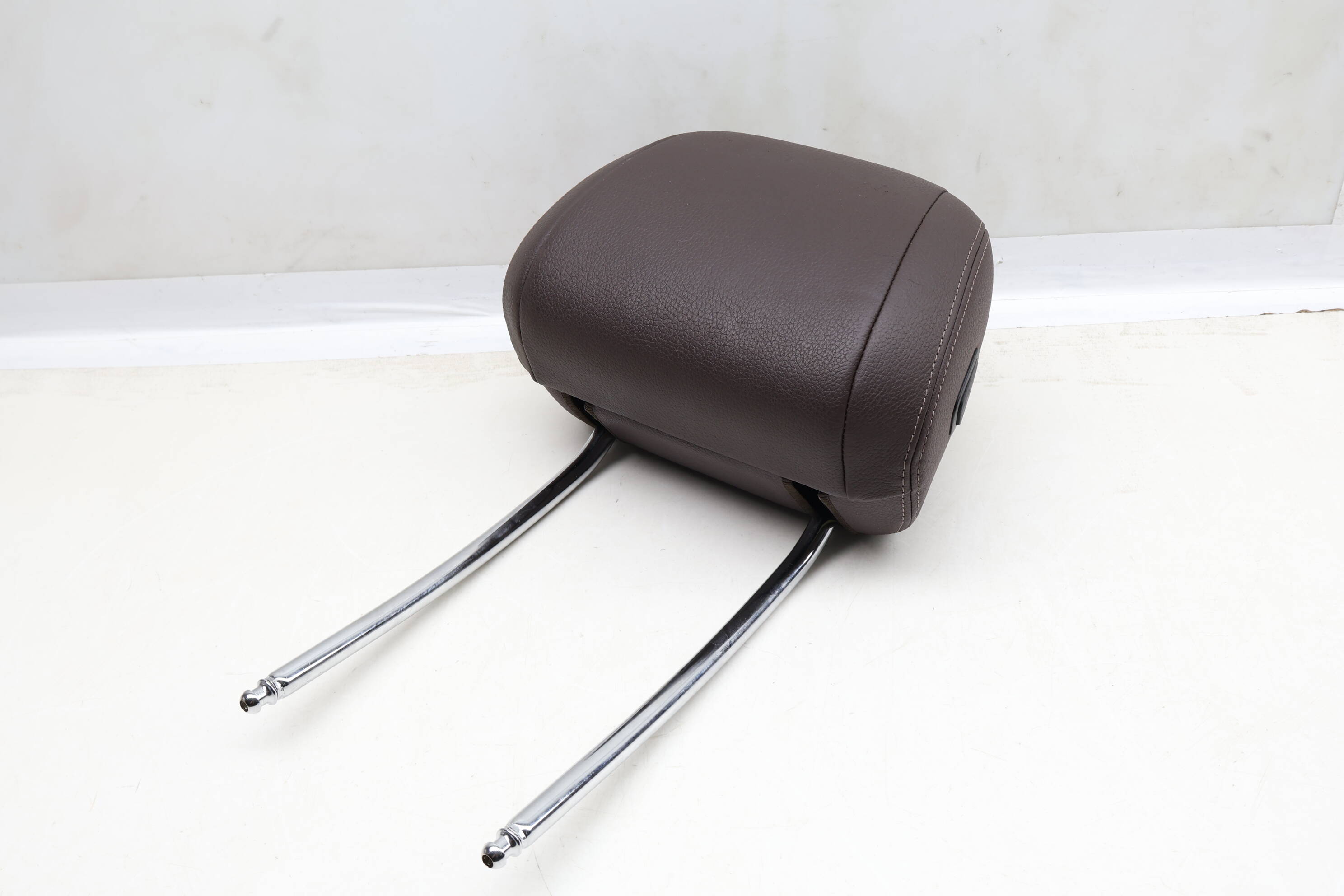 Headrest / Head Rest 52107386563